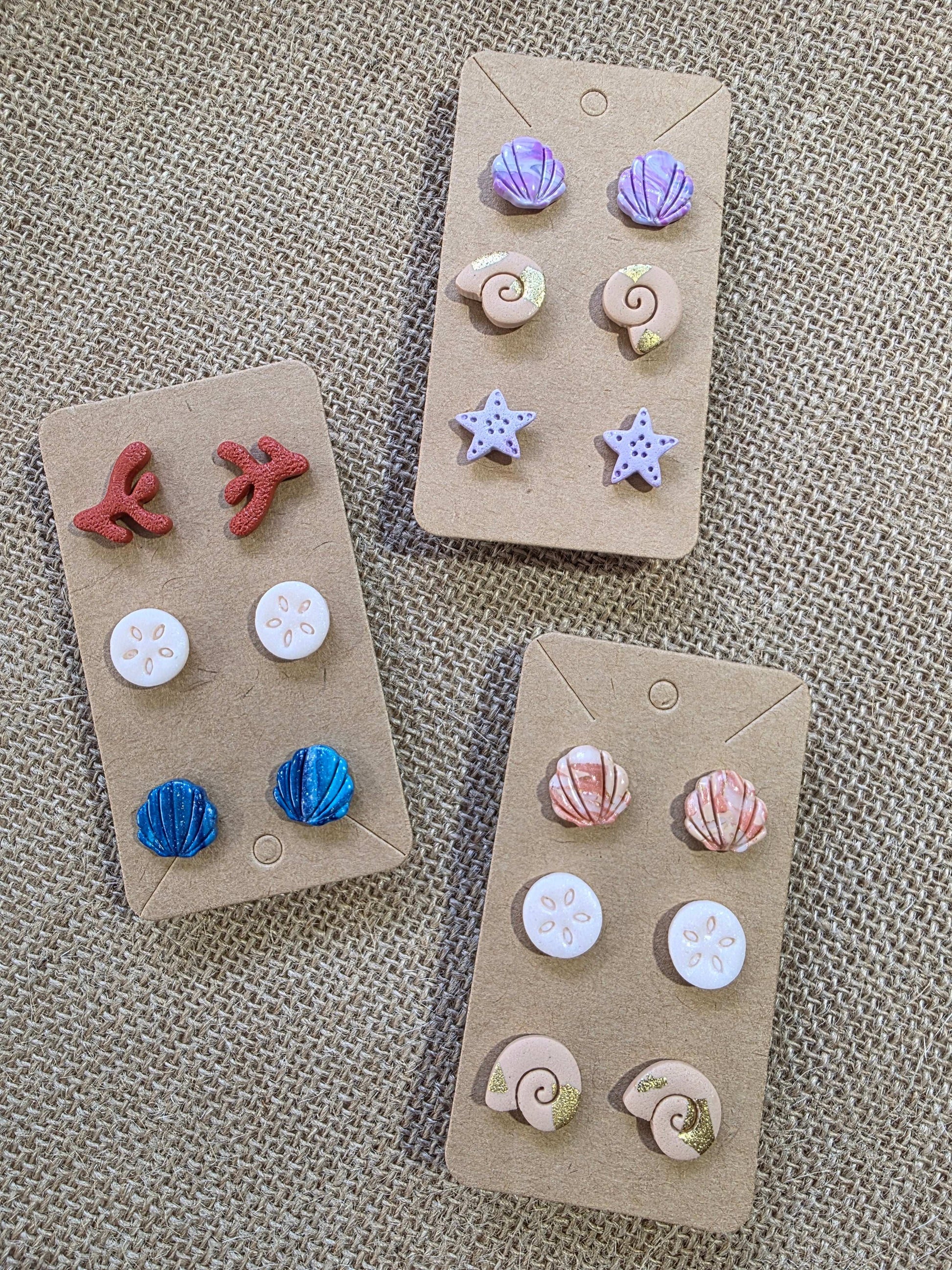 Boucles d'oreilles trio de puces "Murmures de l'Océan" en argile polymère - Collection "Sous l'Océan" été 2025