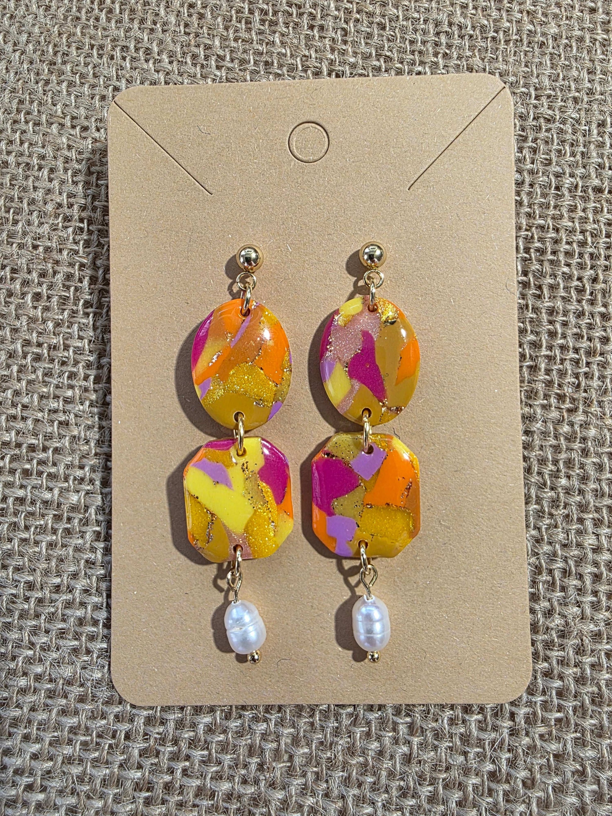 Très belles boucles d'oreilles Olga, teinte "Sunset" en argile polymère, collection Sol, été 25