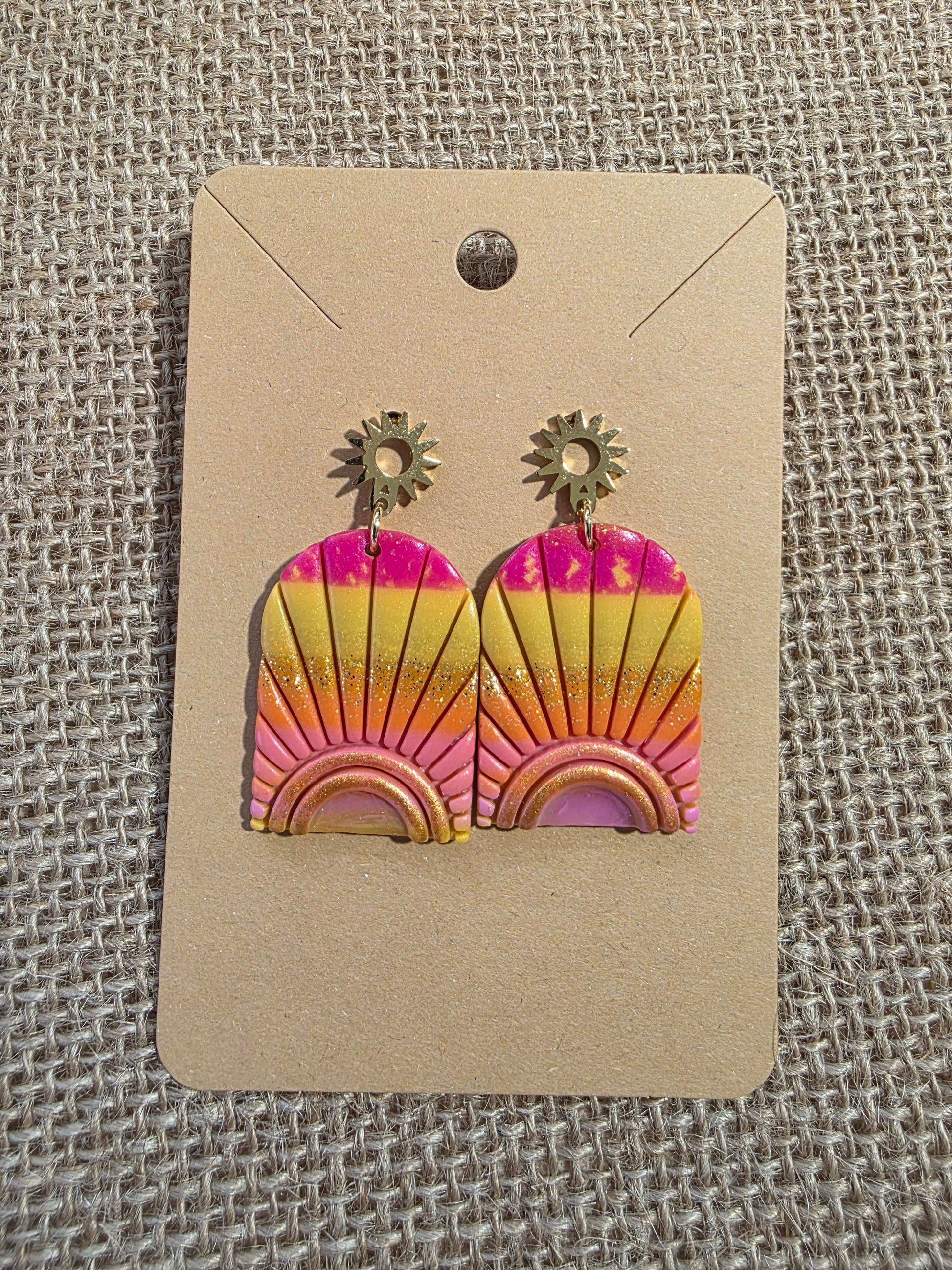 Boucles d'oreilles puces en argile polymère “Crépuscule” - collection Sol - été 2025