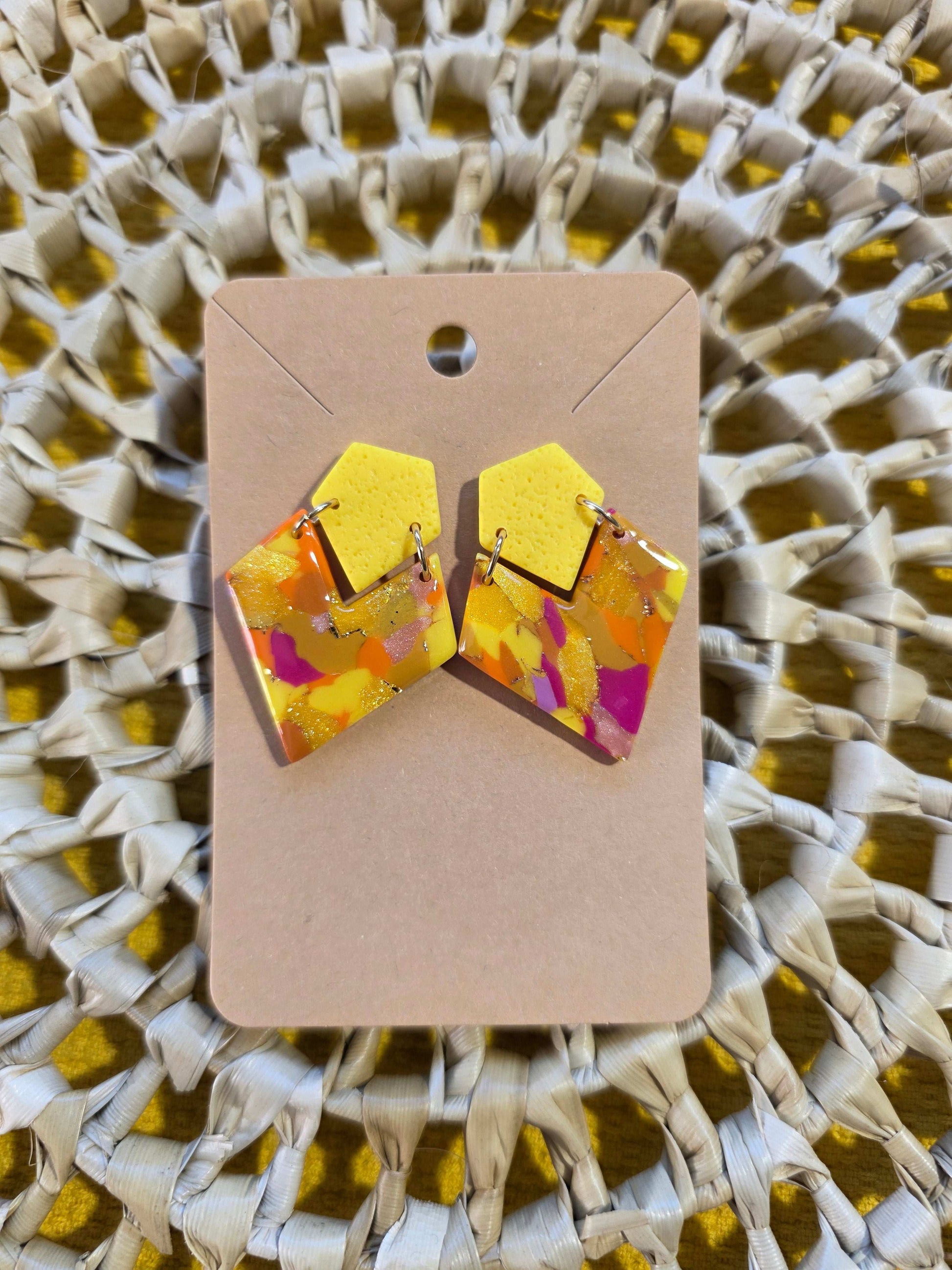 Boucles d'oreilles Victoria, teinte "Sunset" en argile polymère, collection Sol, été 25