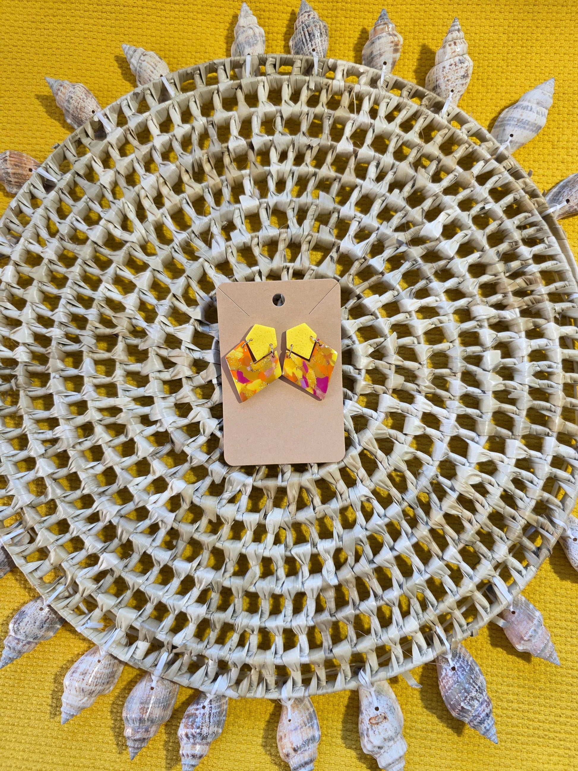 Boucles d'oreilles Victoria, teinte "Sunset" en argile polymère, collection Sol, été 25