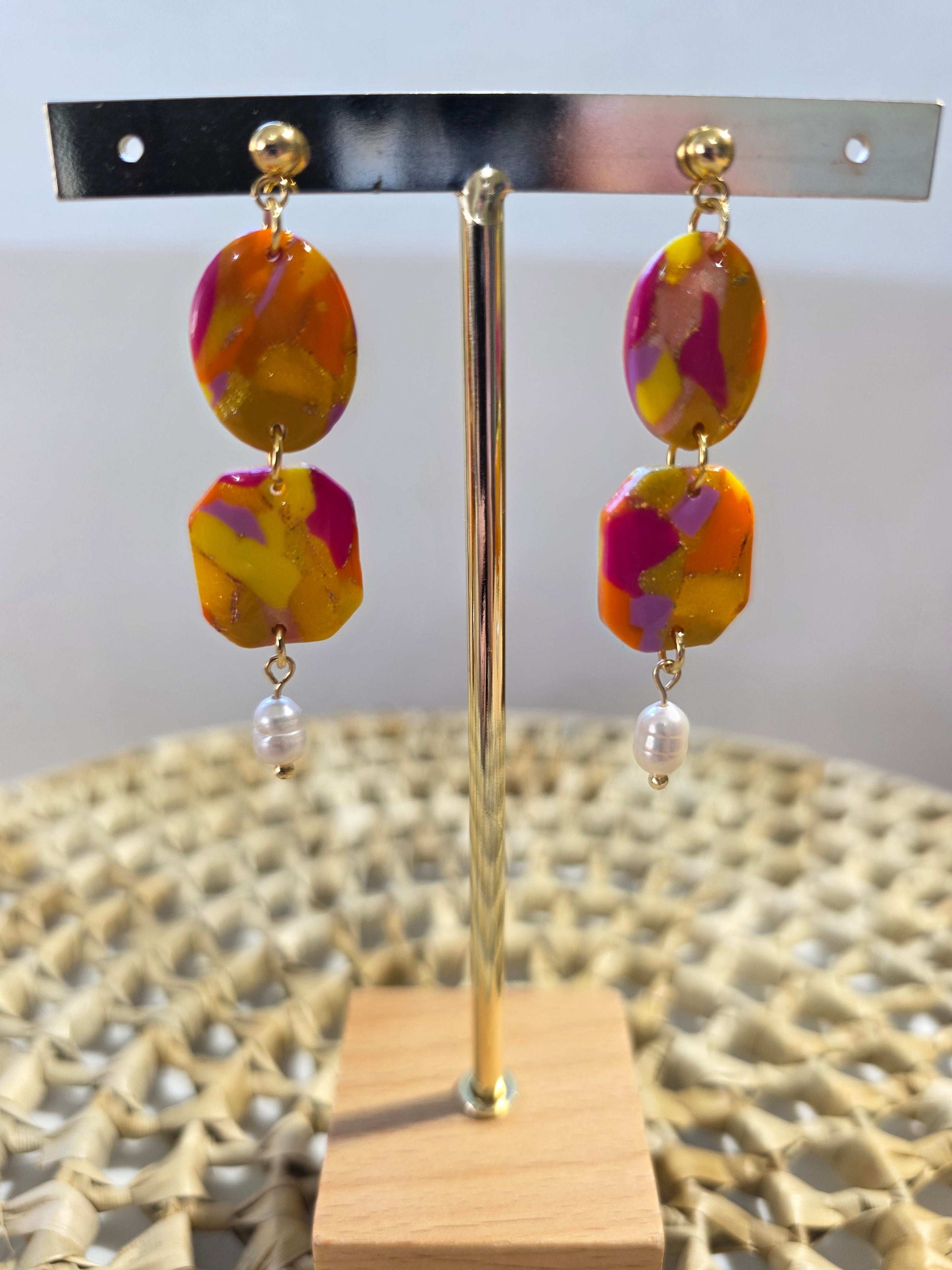 Pour mes vacances, très belles boucles d'oreilles Olga, teinte "Sunset" en argile polymère, collection Sol, été 25