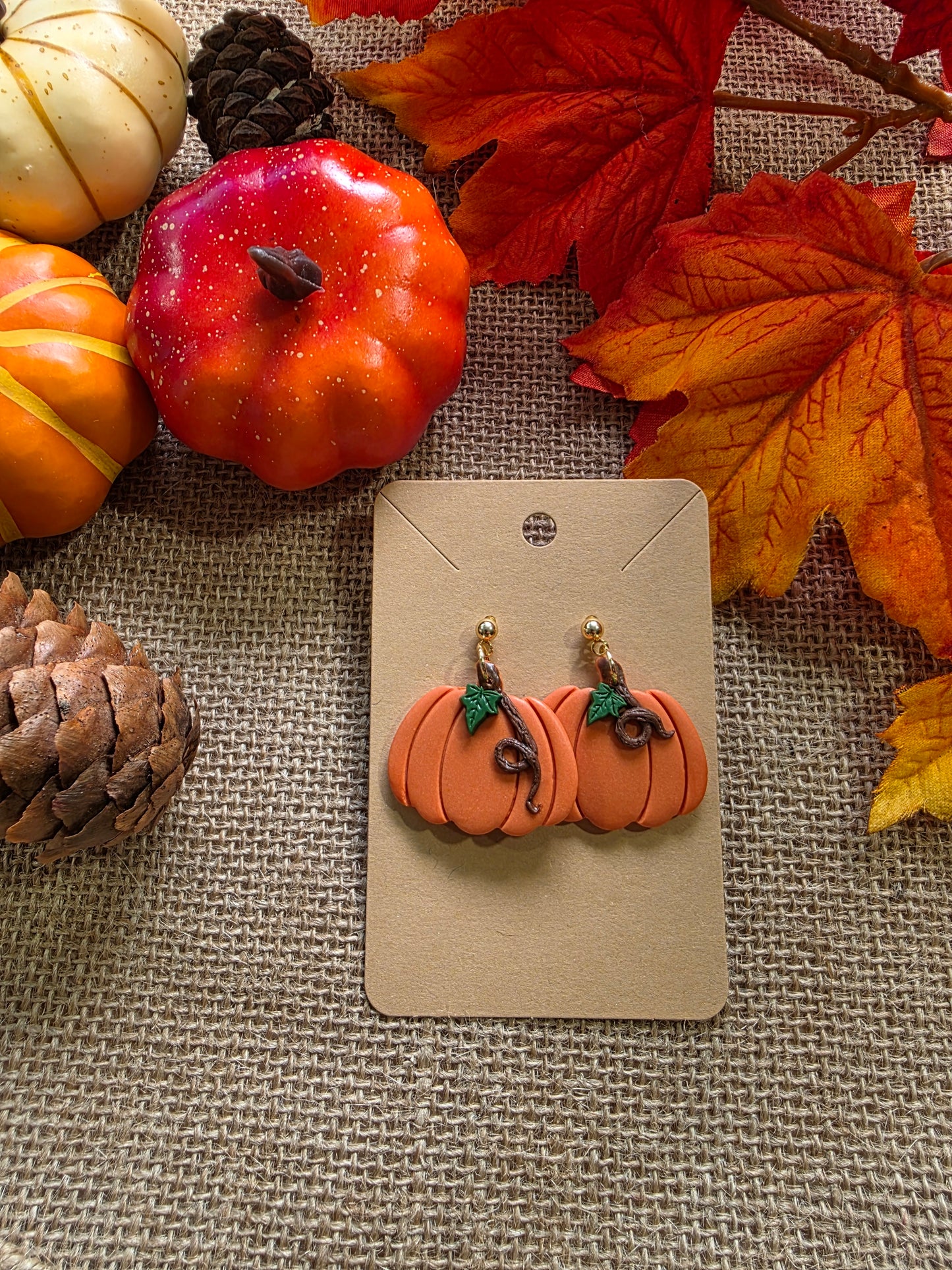 Boucles d'oreilles en argile polymère collection ESPRIT D'AUTOMNE modèle "Citrouille chérie" - collection automne