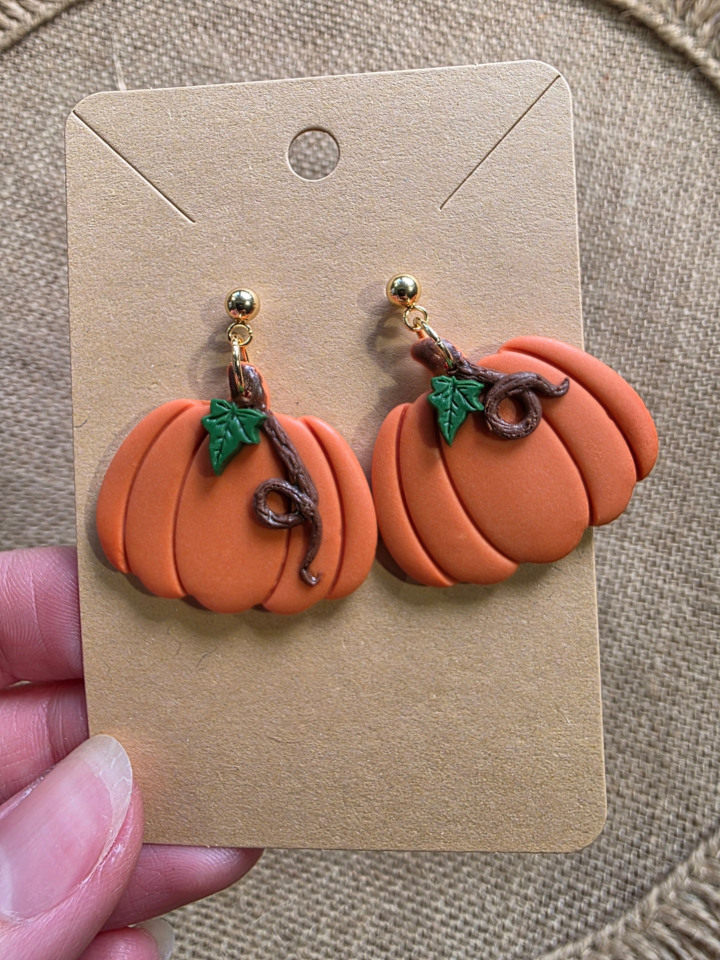 Boucles d'oreilles en argile polymère collection ESPRIT D'AUTOMNE modèle "Citrouille chérie" - collection automne