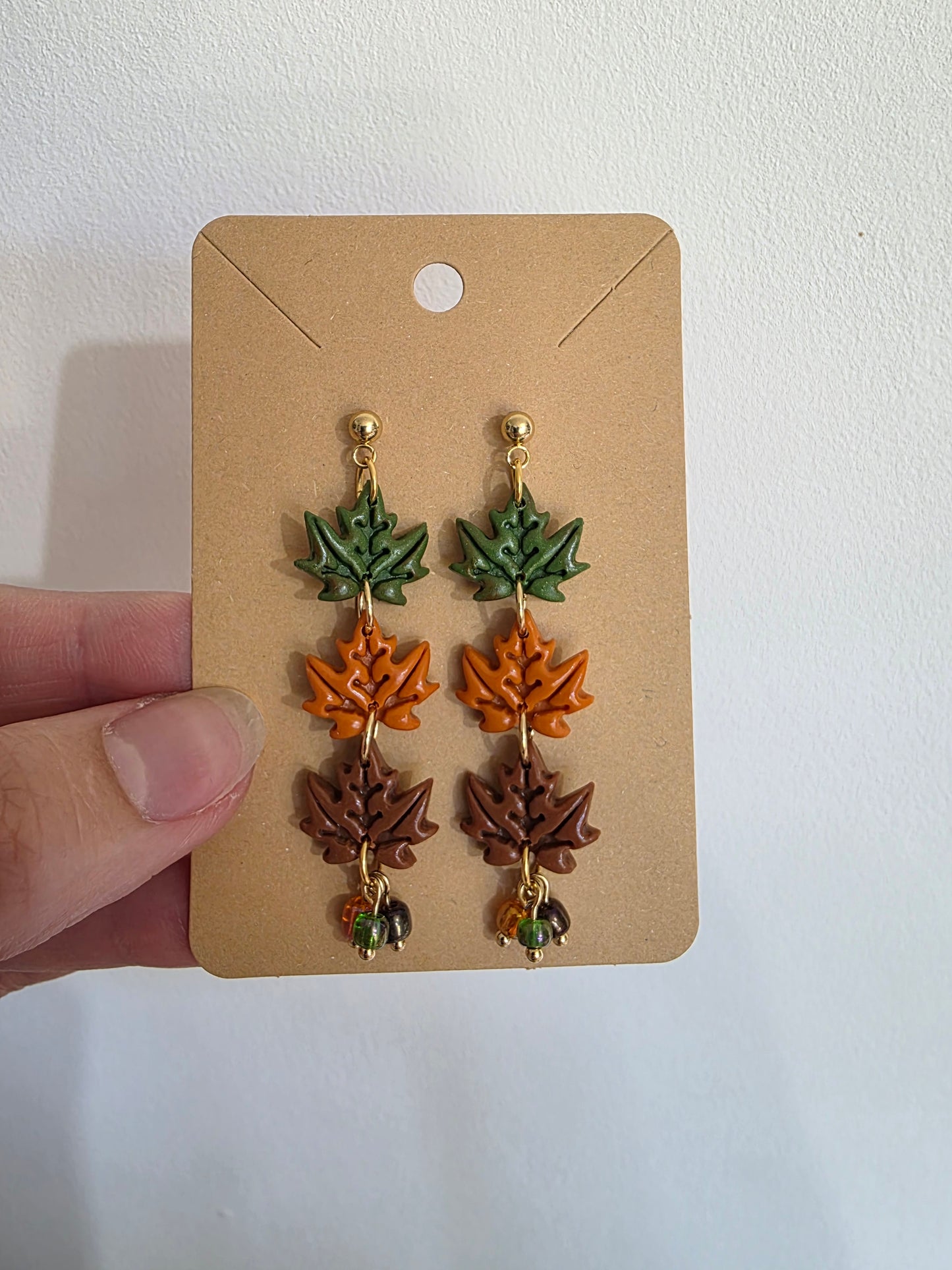 Boucles d'oreilles en argile polymère collection MAGIE DES BOIS modèle Feuilles d'Automne - collection automne