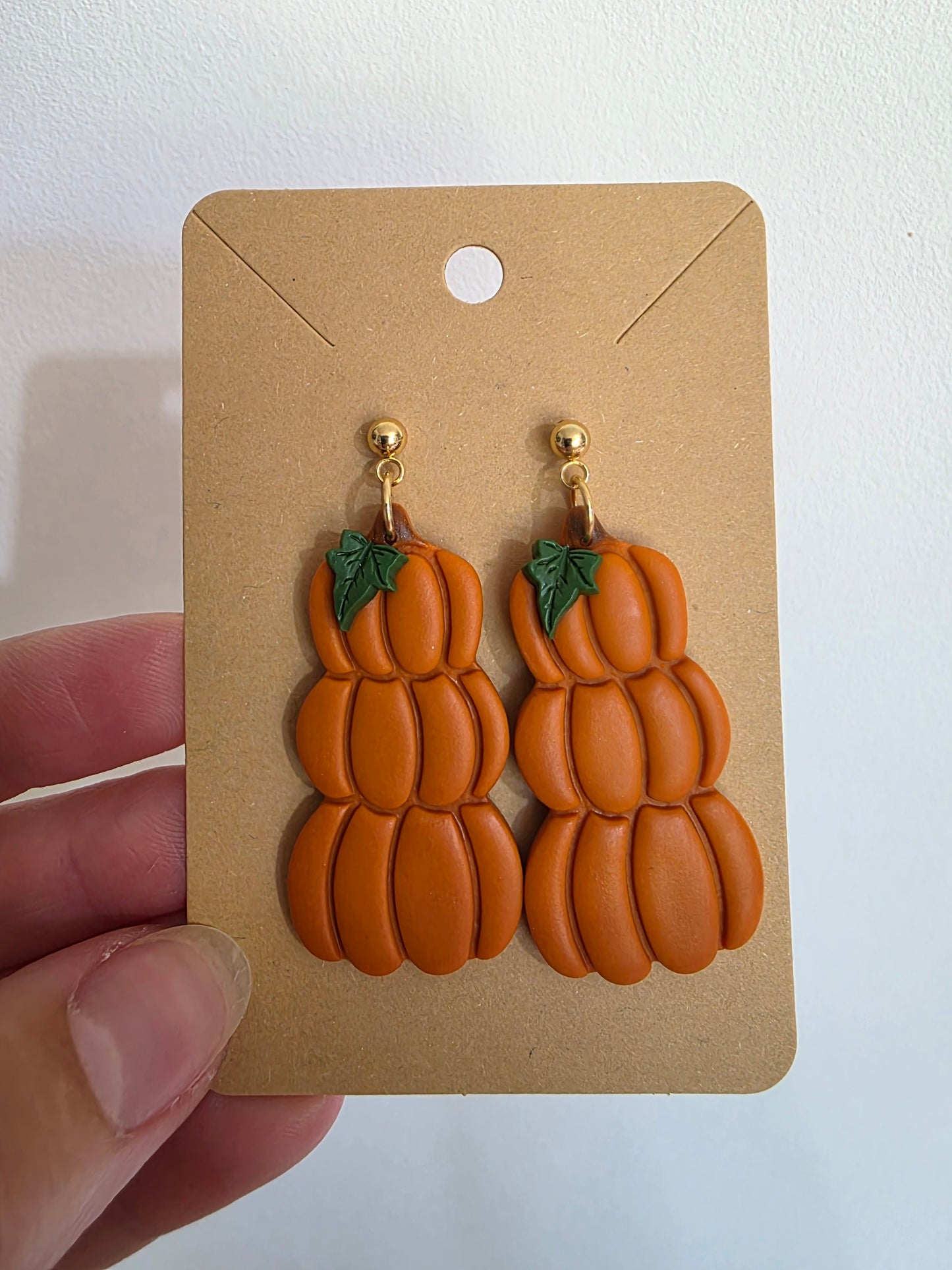 Boucles d'oreilles en argile polymère collection ESPRIT D'AUTOMNE modèle Citrouilles en cascade - collection automne