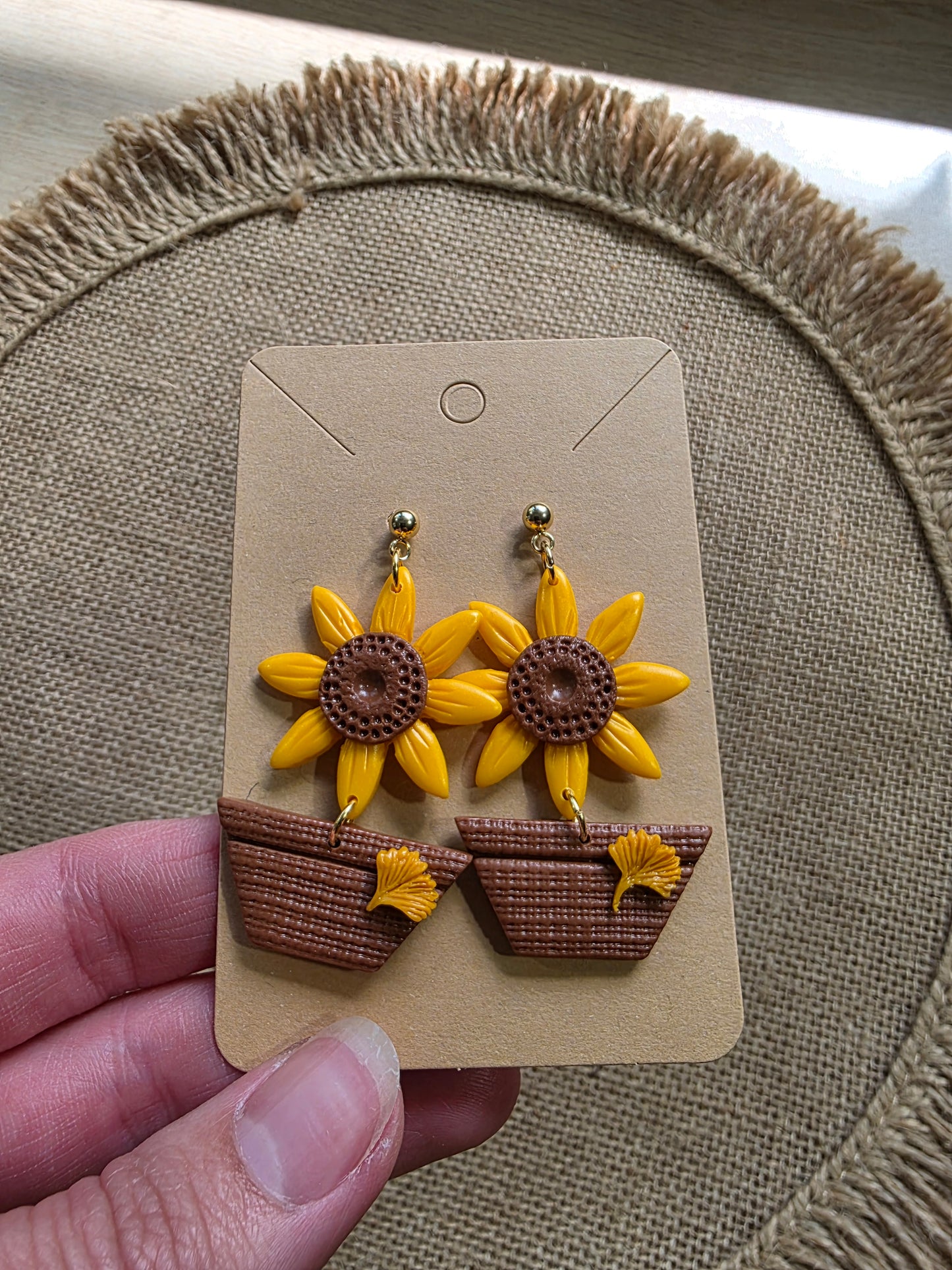Boucles d'oreilles en argile polymère collection ESPRIT D'AUTOMNE modèle Soleil en pot - collection automne