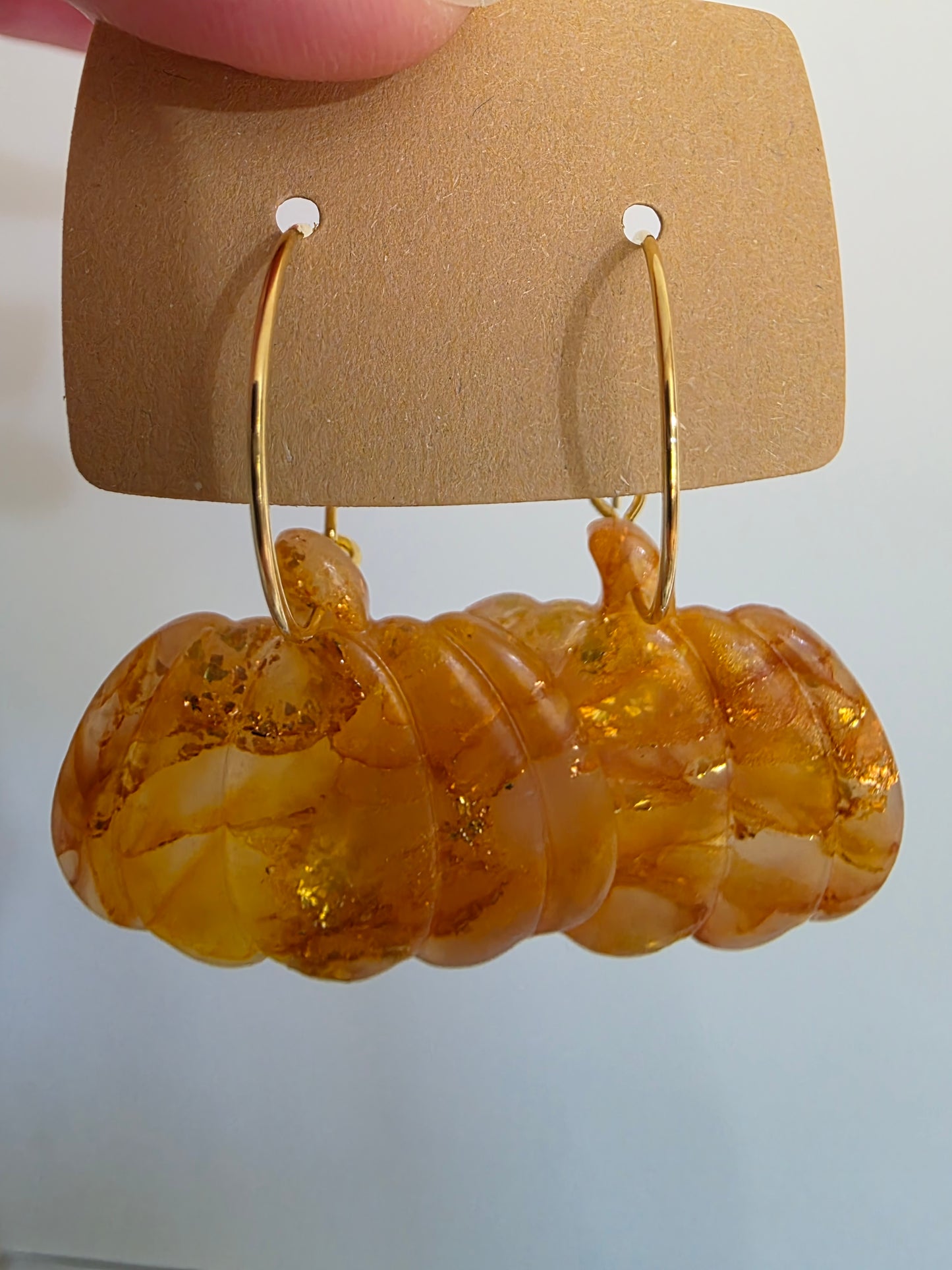 Boucles d'oreilles en argile polymère collection ESPRIT D'AUTOMNE modèle Citrouille Lumineuse - collection automne