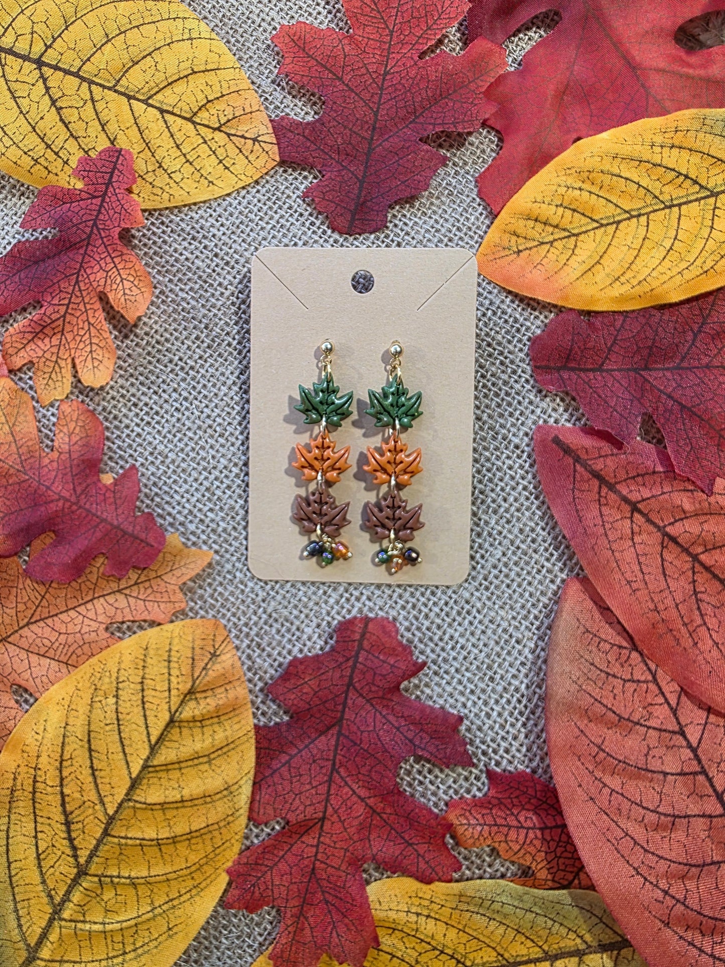 Boucles d'oreilles en argile polymère collection MAGIE DES BOIS modèle Feuilles d'Automne - collection automne