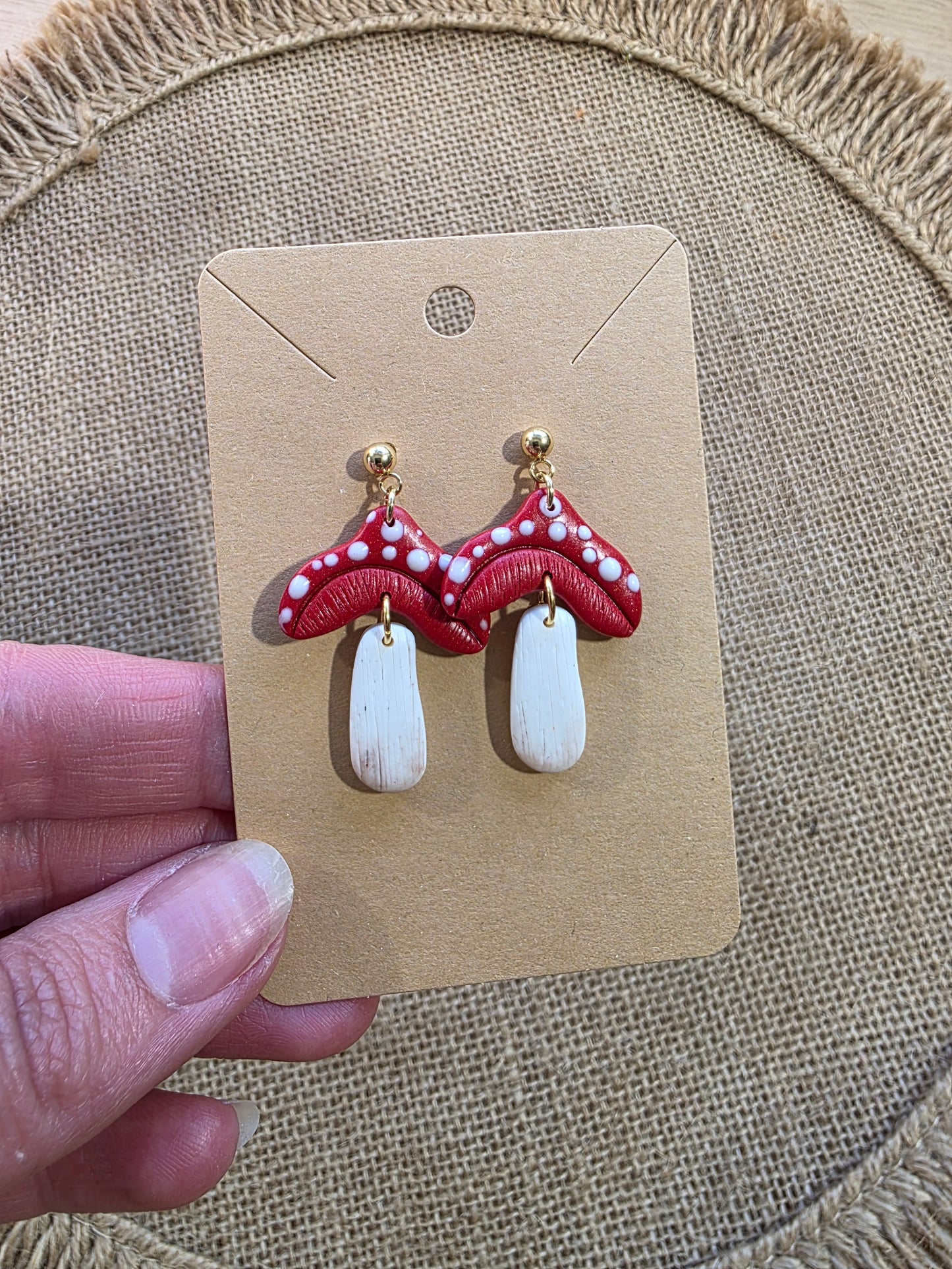 Boucles d'oreilles en argile polymère collection MAGIE DES BOIS modèle Champignons des bois - collection automne