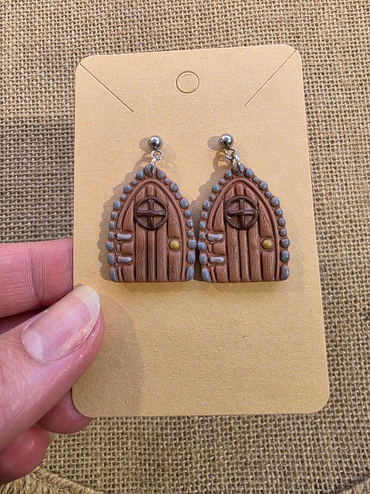 Boucles d'oreilles en argile polymère collection MAGIE DES BOIS modèle Porte enchantée - collection automne