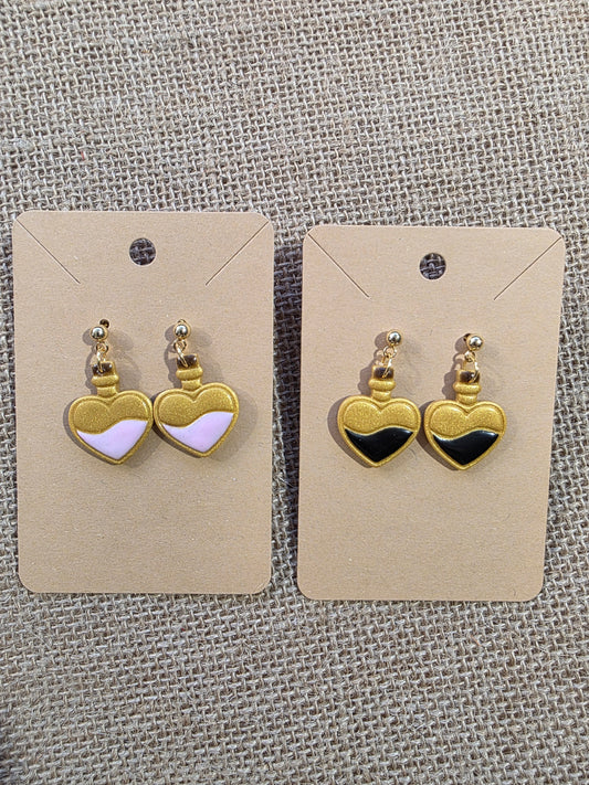 Boucles d'oreilles en argile polymère collection "BE SPOOKY" modèle "Potion d'Amour" - collection automne