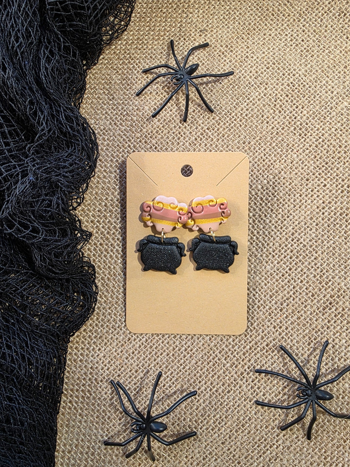 Boucles d'oreilles en argile polymère collection "BE SPOOKY" modèle "Bouillon Magique" - collection automne