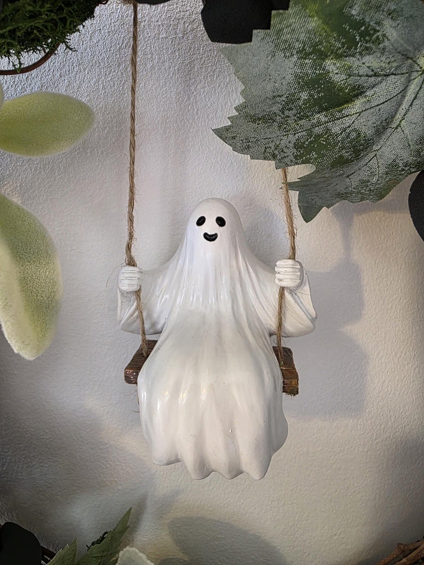 Couronne Halloween "Fantôme sur sa balançoire"