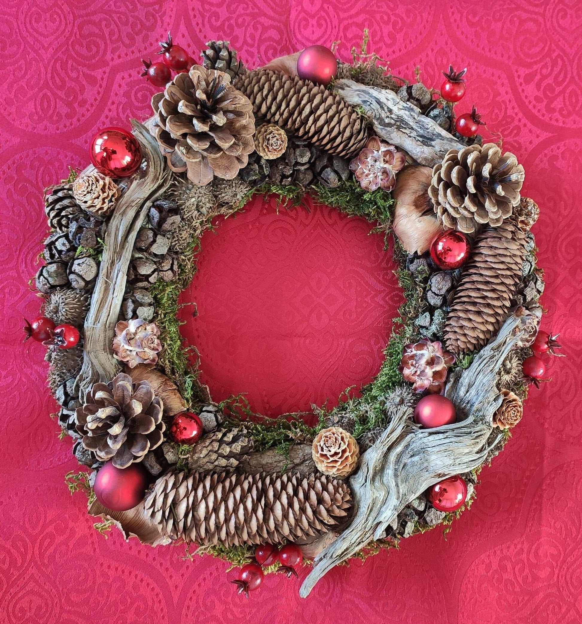 Couronne de porte, couronne de Noël "Into the wood"