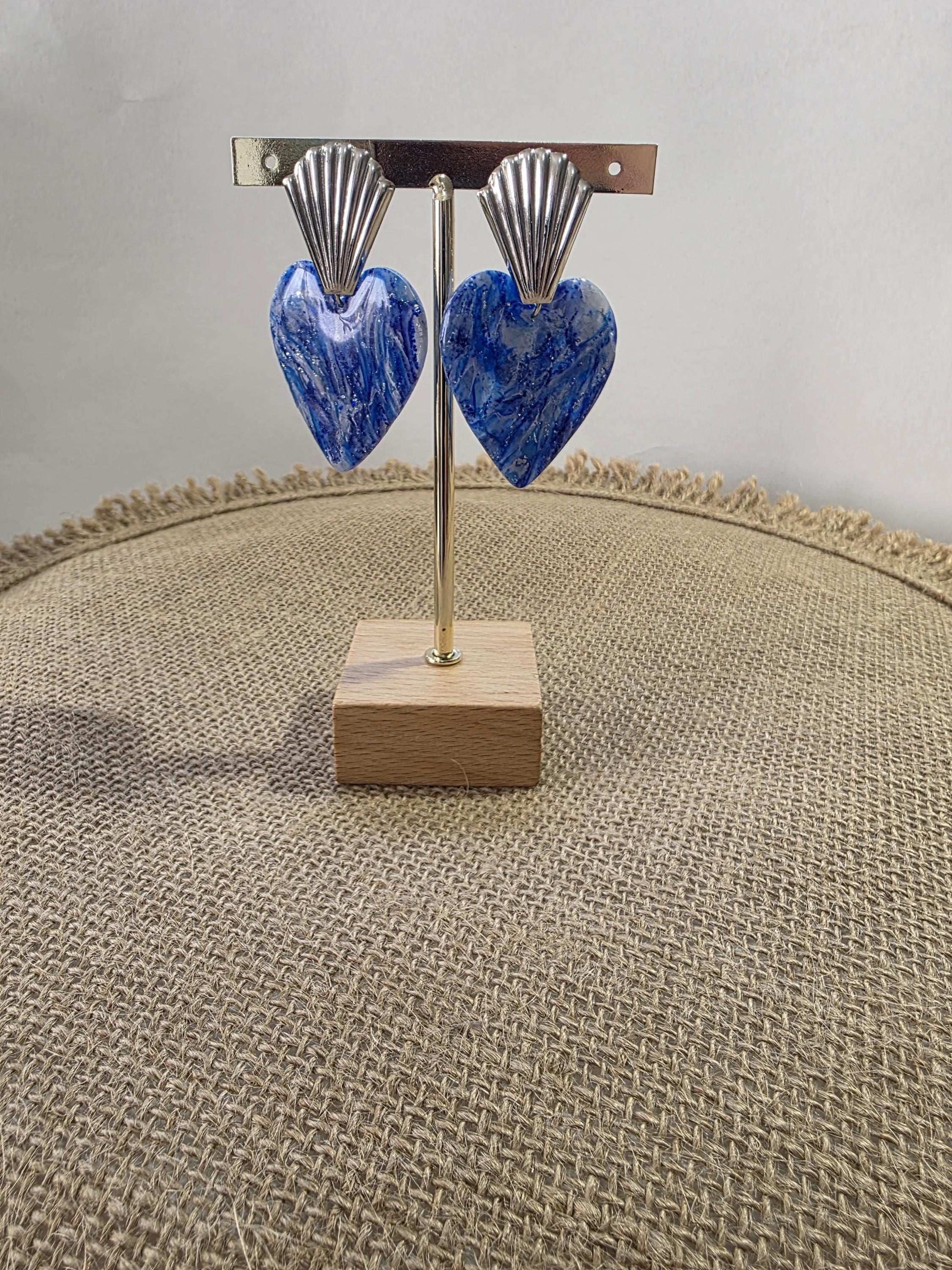 Boucles d'oreilles en argile polymère "Pierres d'Eau" modèle Grande Valentine - collection été 2025