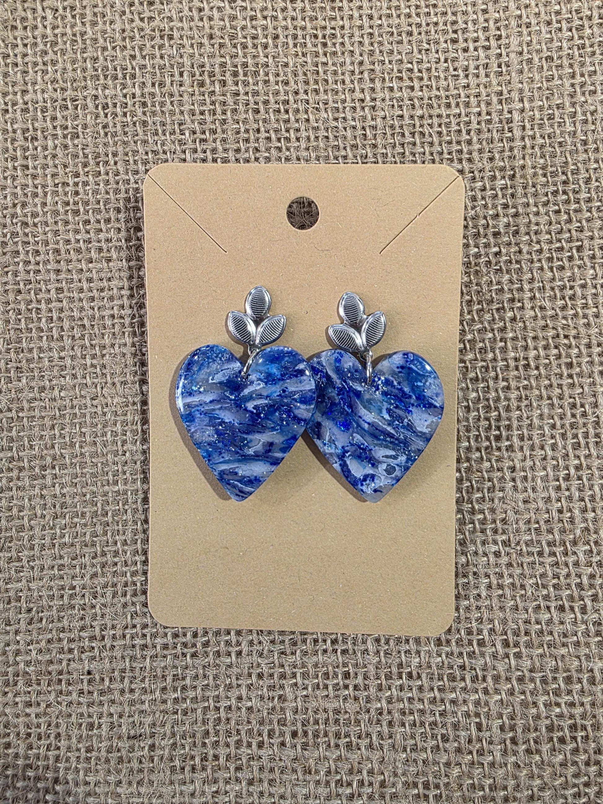 Rare boucles d'oreilles en argile polymère "Pierres d'Eau" modèle Valentine, version 2 - collection été 2025