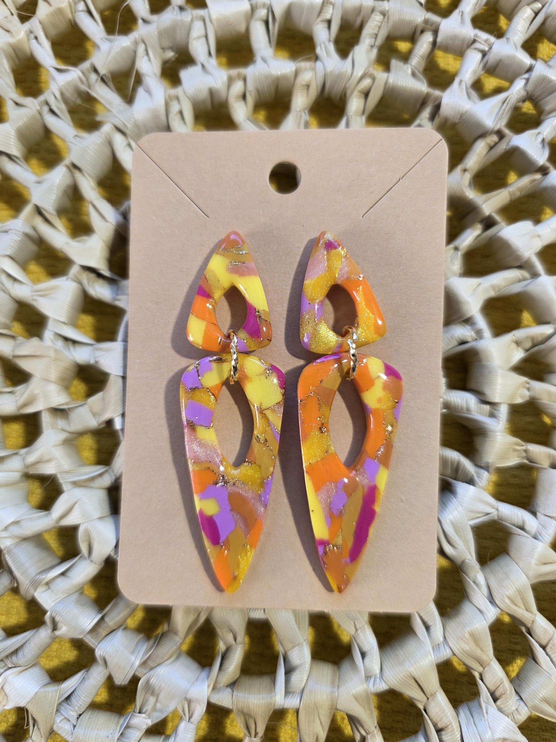Boucles d'oreilles Irène, teinte "Sunset" en argile polymère, collection Sol, été 25