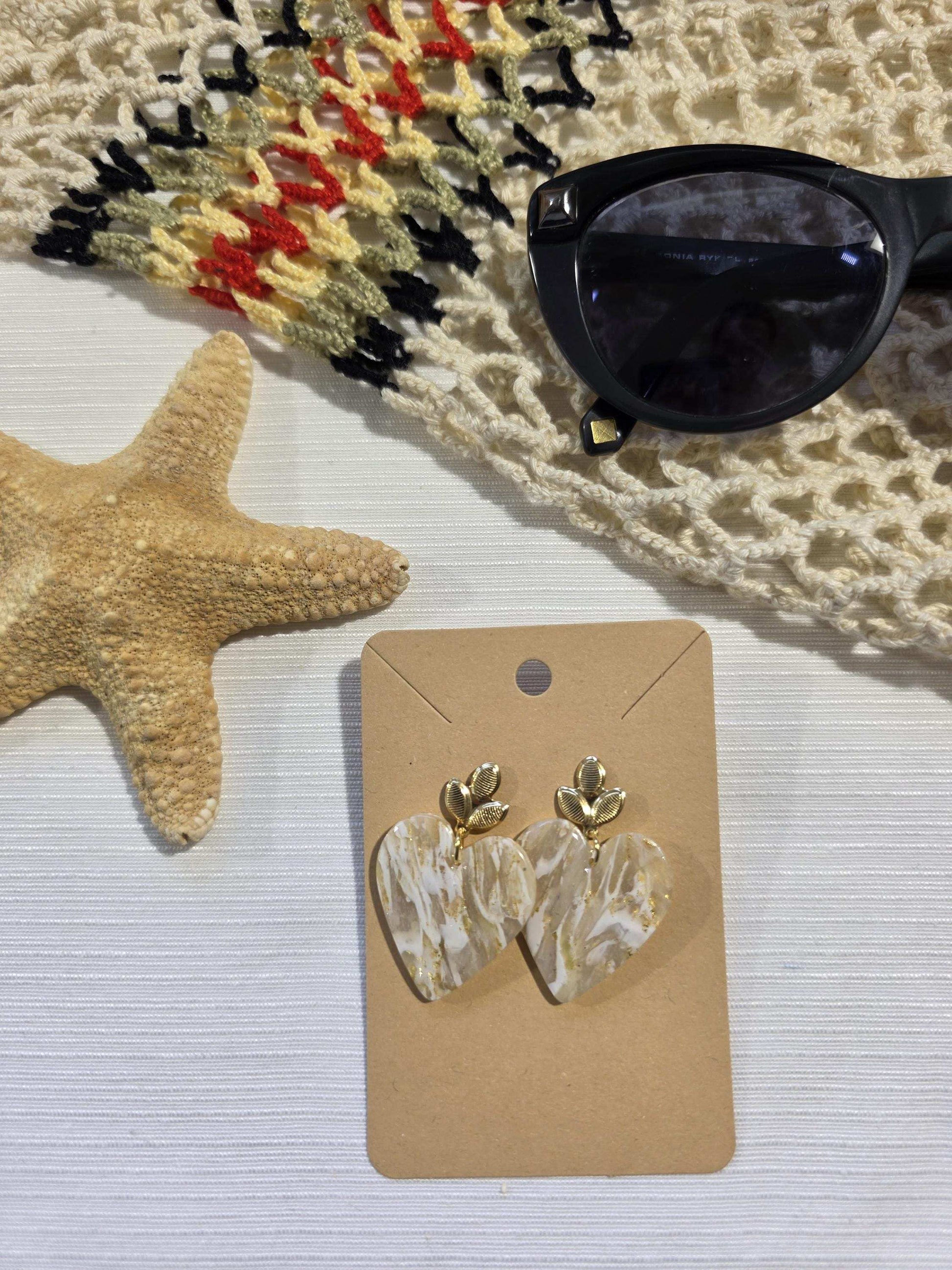 Vacances avec mes boucles d'oreilles en argile polymère "Pierres d'Eau" modèle Valentine, version 2 - collection été 2025