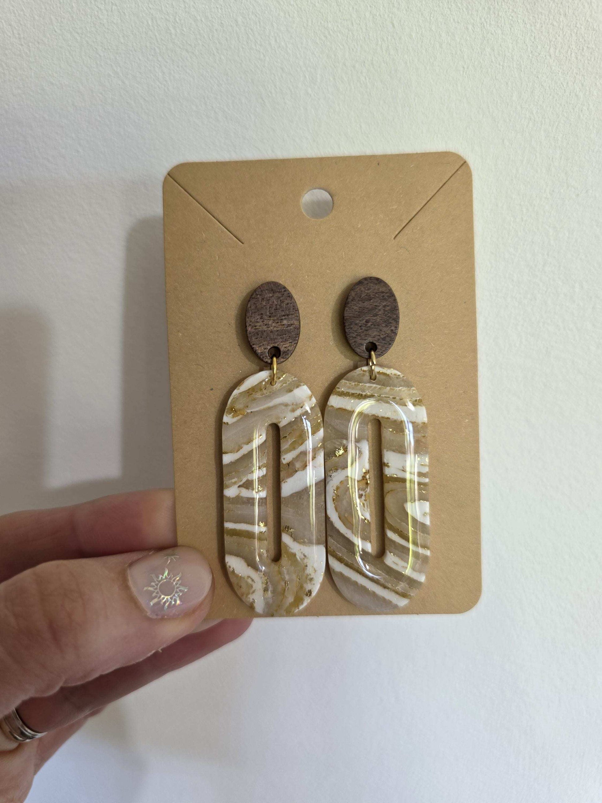 Boucles d'oreilles en argile polymère "Pierres d'Eau" modèle Olivia - collection été 2025