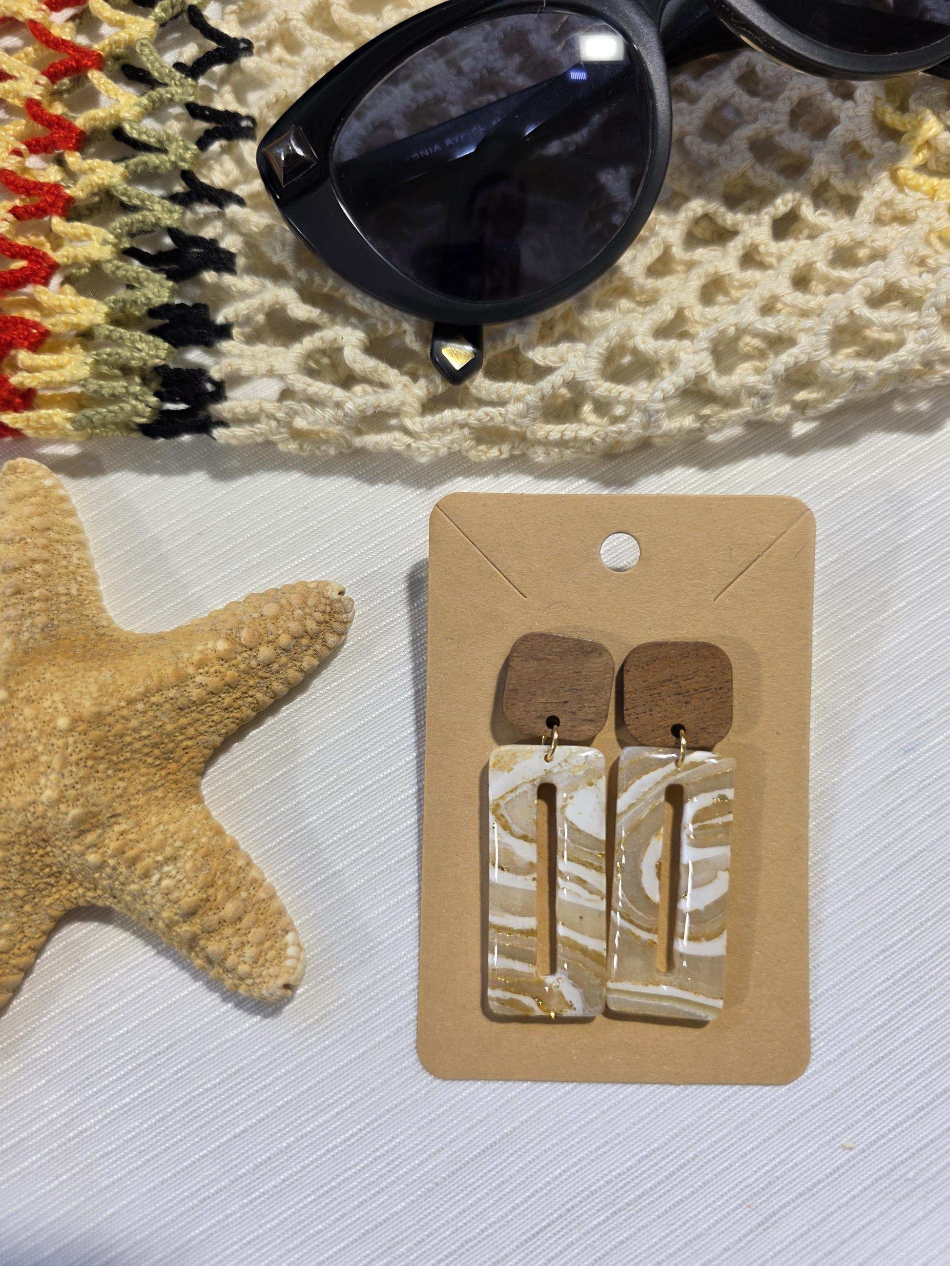 Boucles d'oreilles en argile polymère "Pierres d'Eau" modèle Catherina - collection été 2025