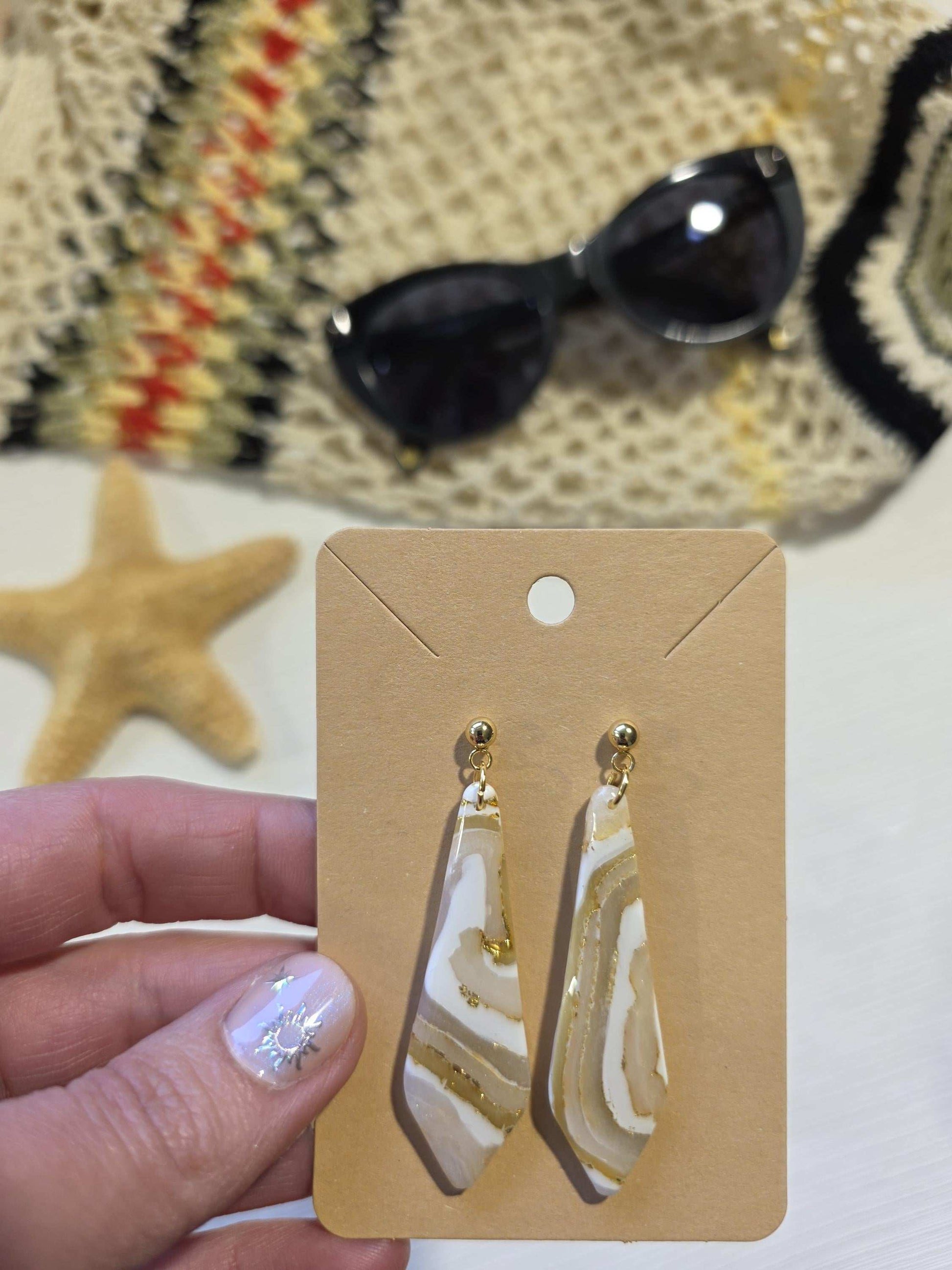 Boucles d'oreilles en argile polymère "Pierres d'Eau" modèle Amanda - collection été 2025