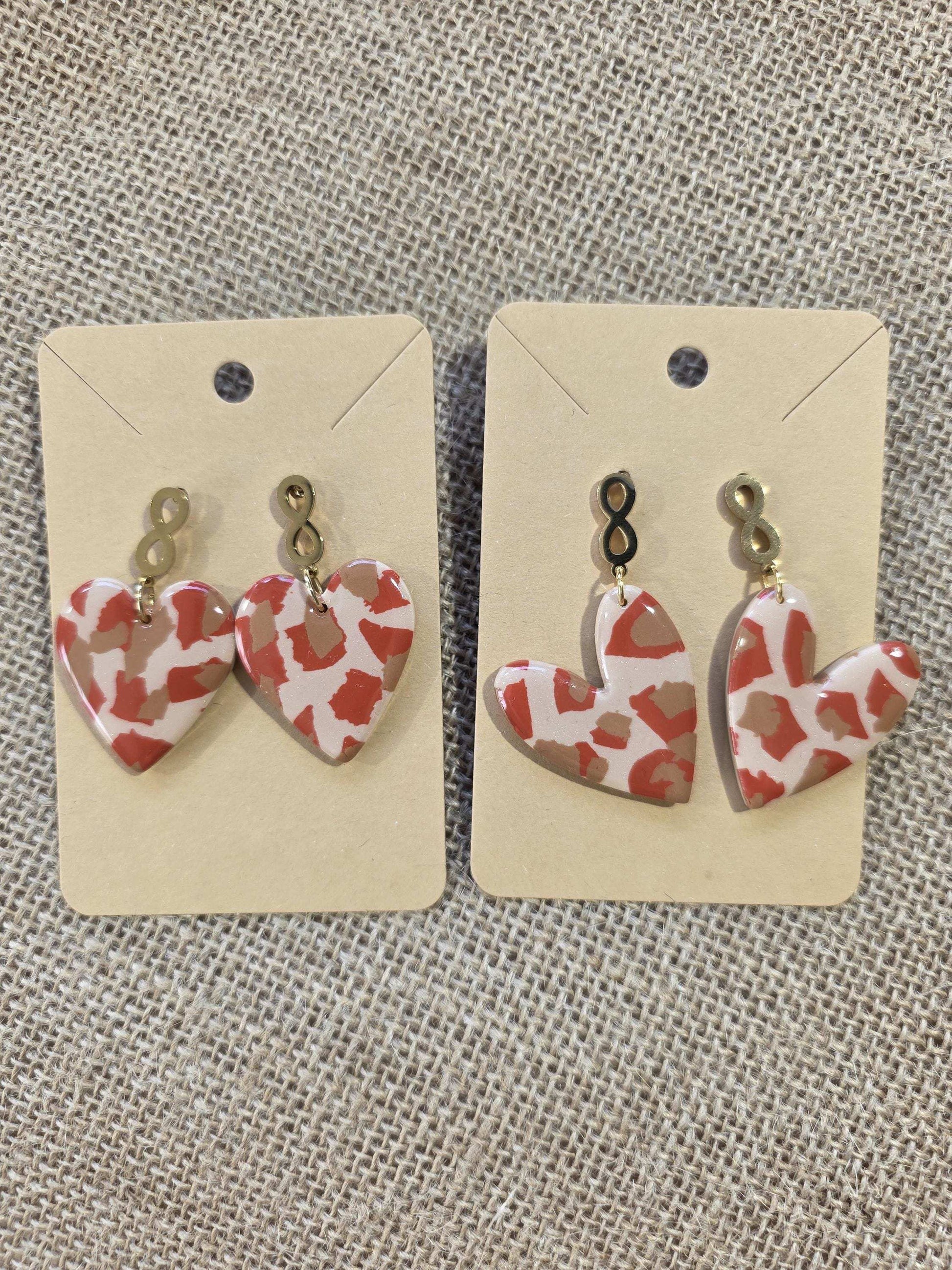 Boucles d'oreilles en argile polymÚre Valentine "Safari Chic" - Collection "Un amour d'été" - été 2025