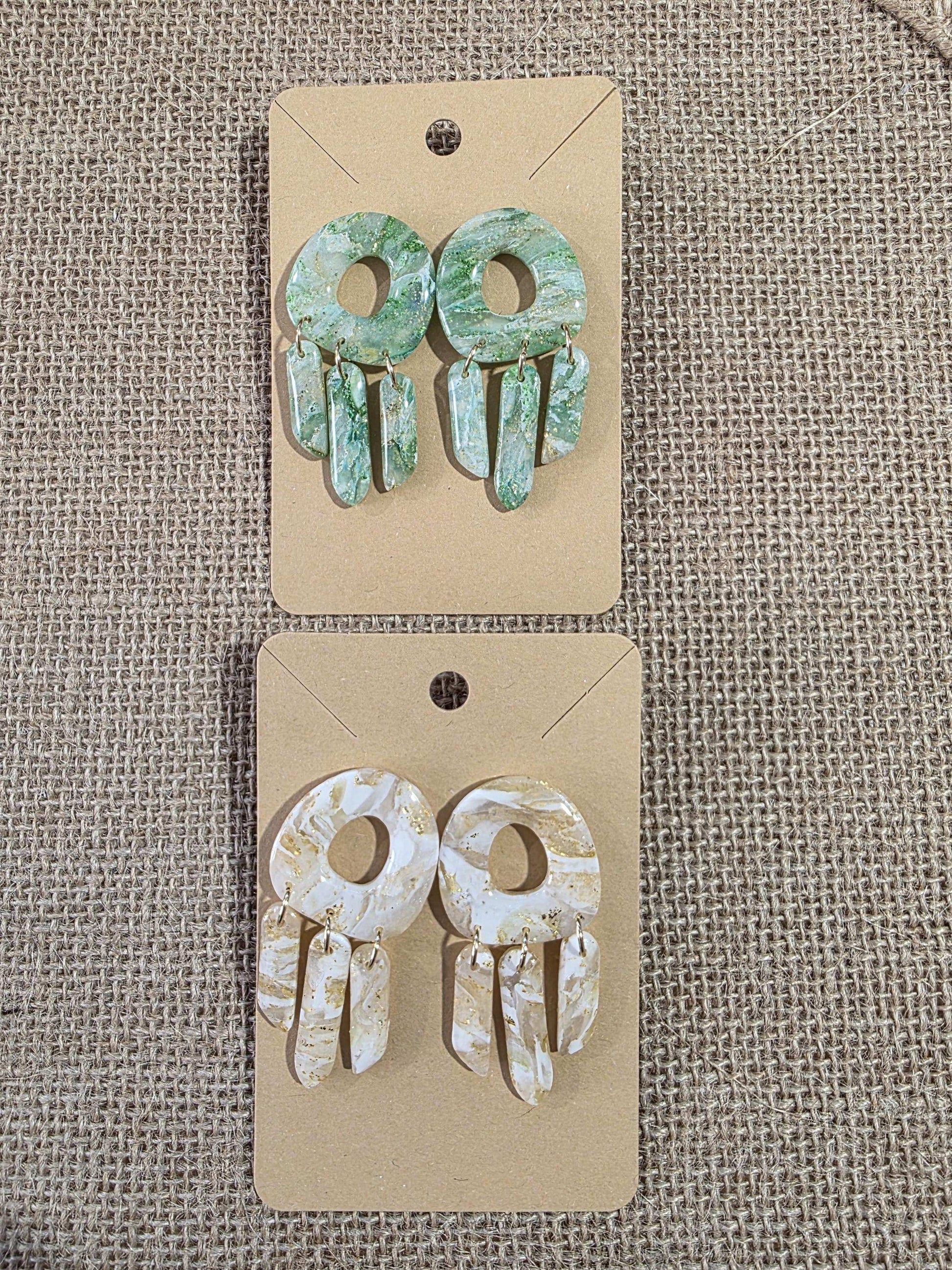 Boucles d'oreilles en argile polymère "Pierres d'Eau" modèle Médusa - collection été 2025