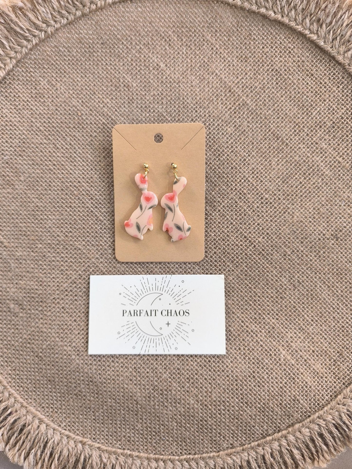 Boucles d'oreilles en argile polymère collection "Rêverie", modèle "Un amour de tulipe".