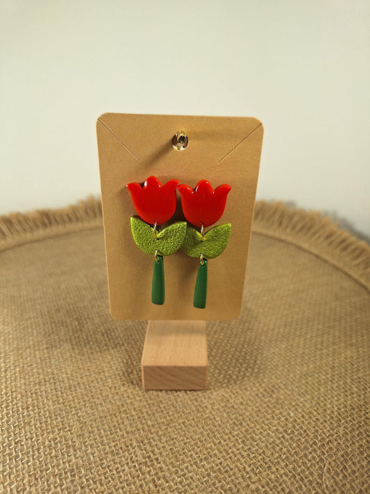Boucles d'oreilles en argile polymère collection "Dans mon Jardin", modèle "Tulipe".
