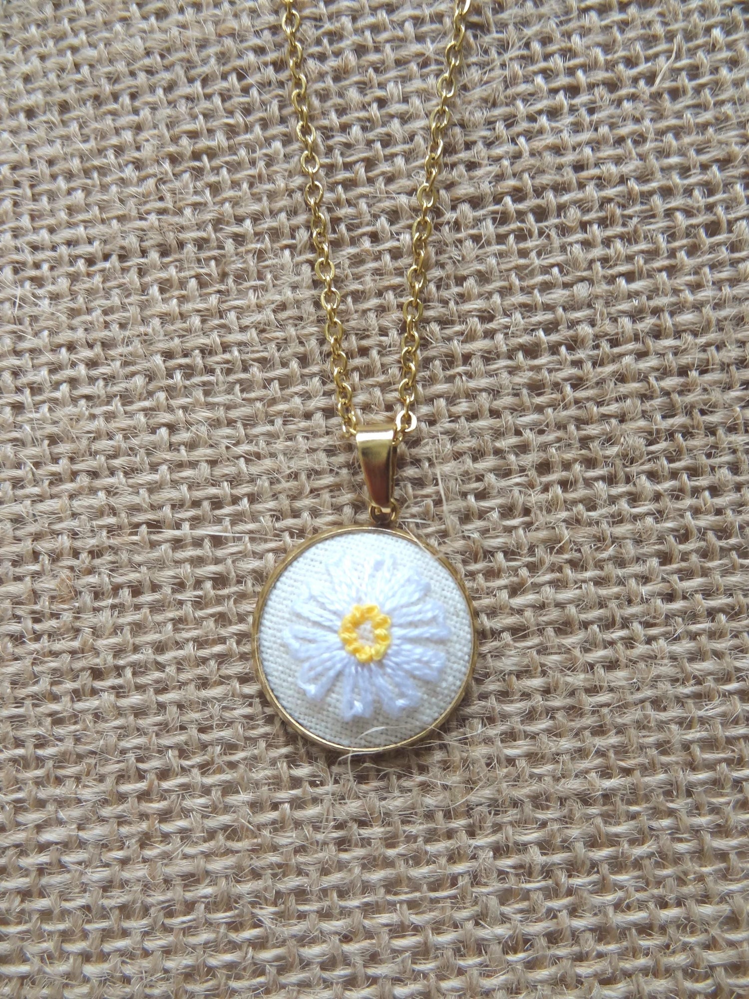 Nos bijoux brodés