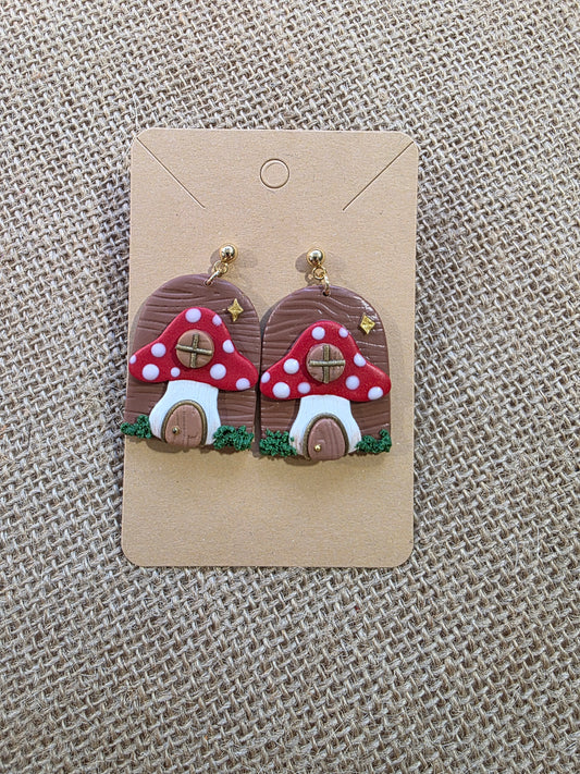 Boucles d'oreilles en argile polymère collection MAGIE DES BOIS modèle Maison Champignon - collection automne