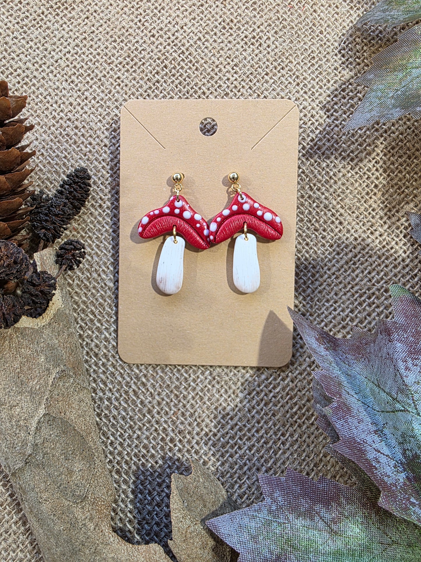 Boucles d'oreilles en argile polymère collection MAGIE DES BOIS modèle Champignons des bois - collection automne