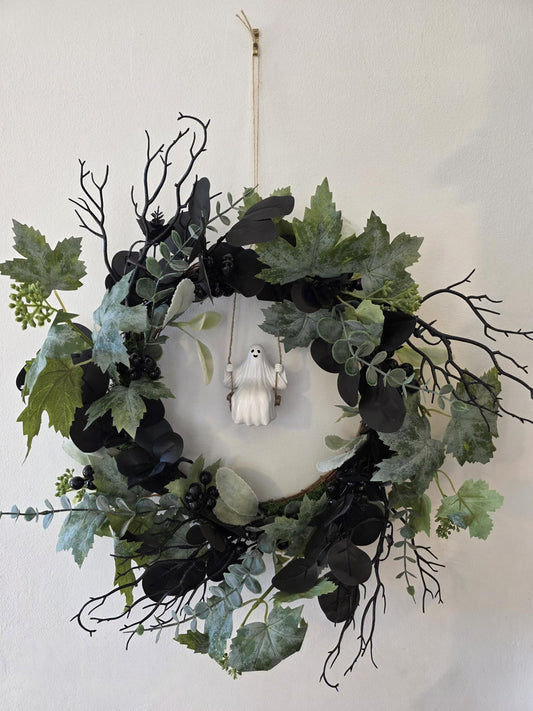 Couronne Halloween "Fantôme sur sa balançoire"