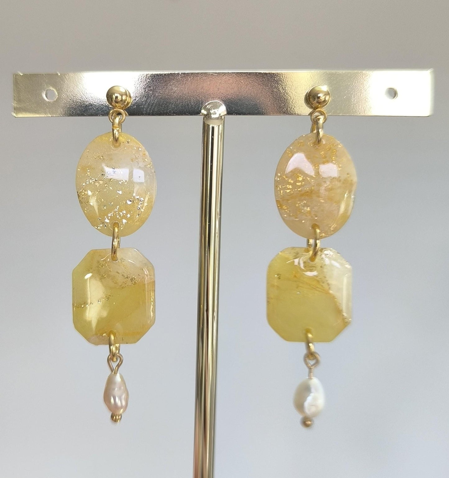 Boucles d'oreilles en argile polymère Pierres de Renaissance modèle Olga
