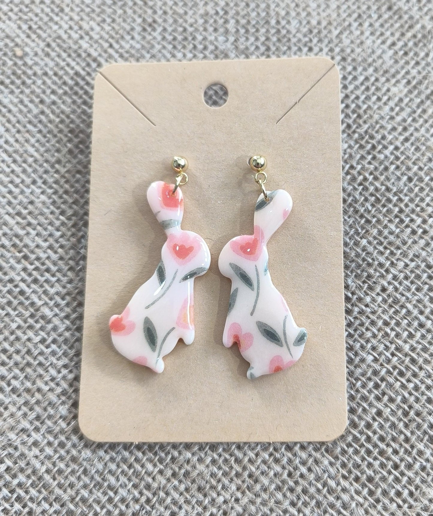 Boucles d'oreilles en argile polymère collection "Rêverie", modèle "Un amour de tulipe".