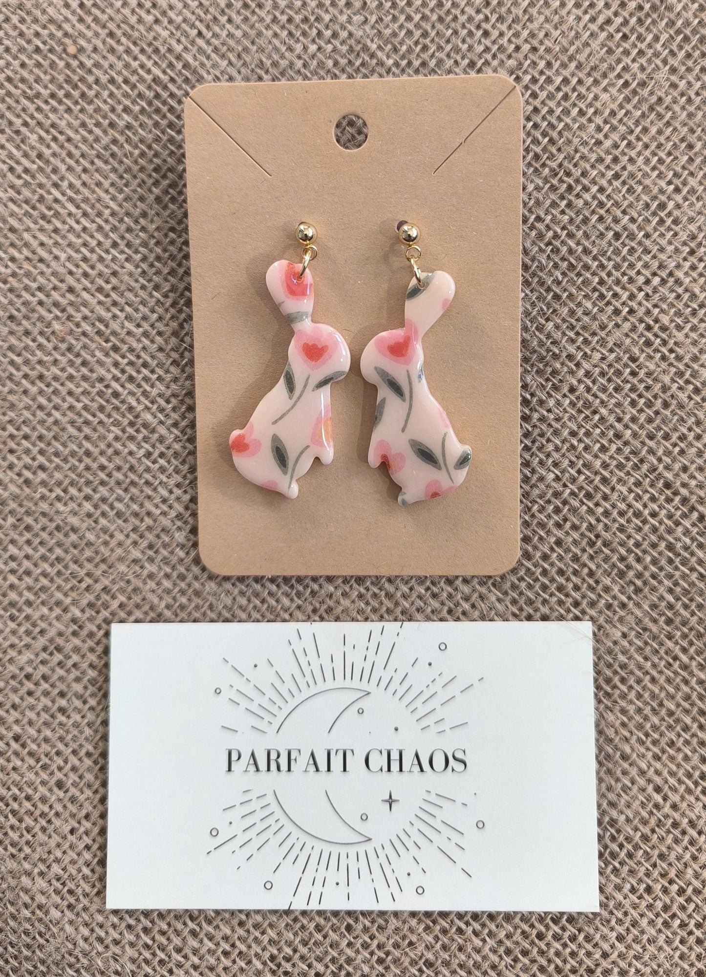 Boucles d'oreilles en argile polymère collection "Rêverie", modèle "Un amour de tulipe".