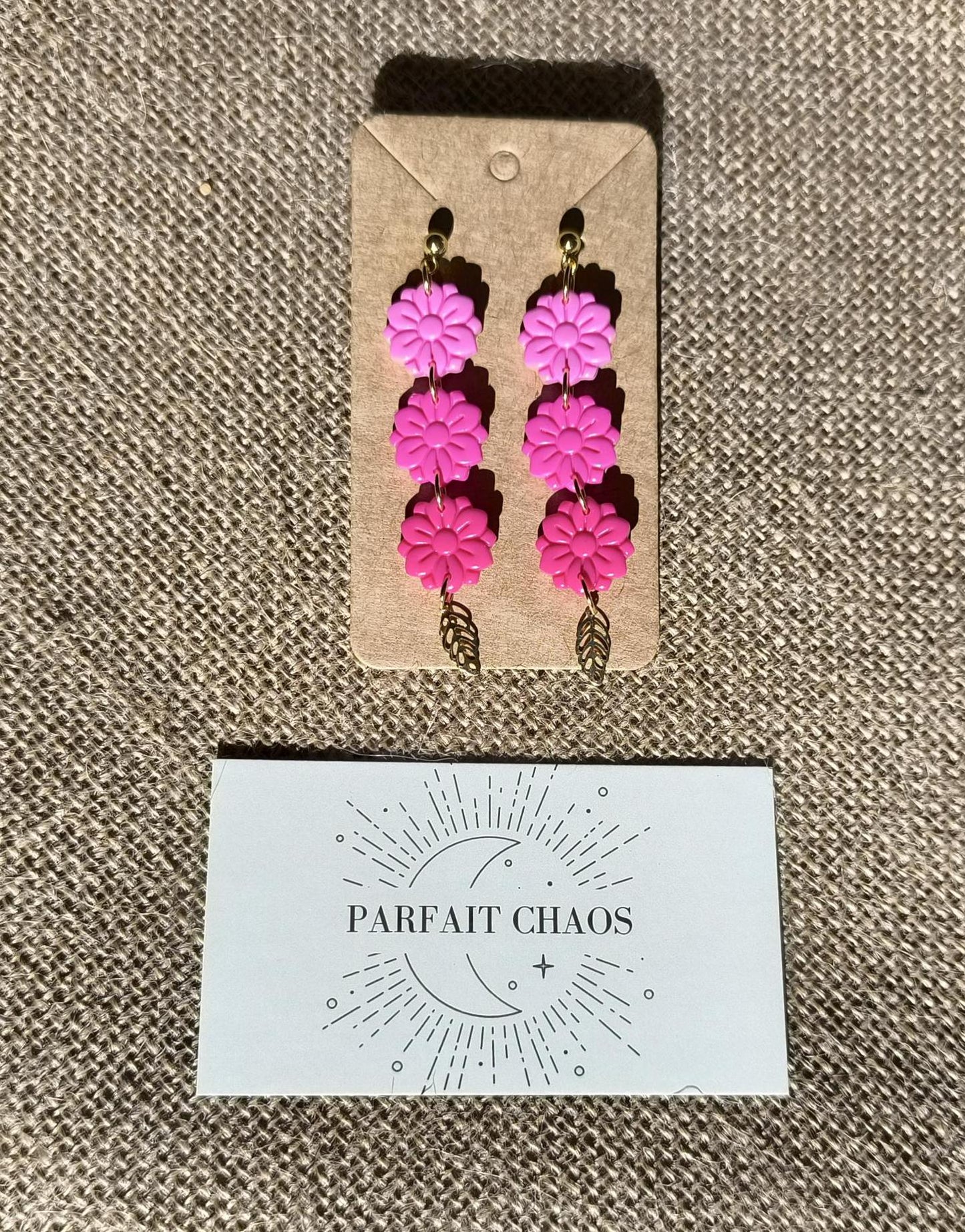 Boucles d'oreilles en argile polymère collection "Dans mon Jardin", modèle "Cascade de fleurs".