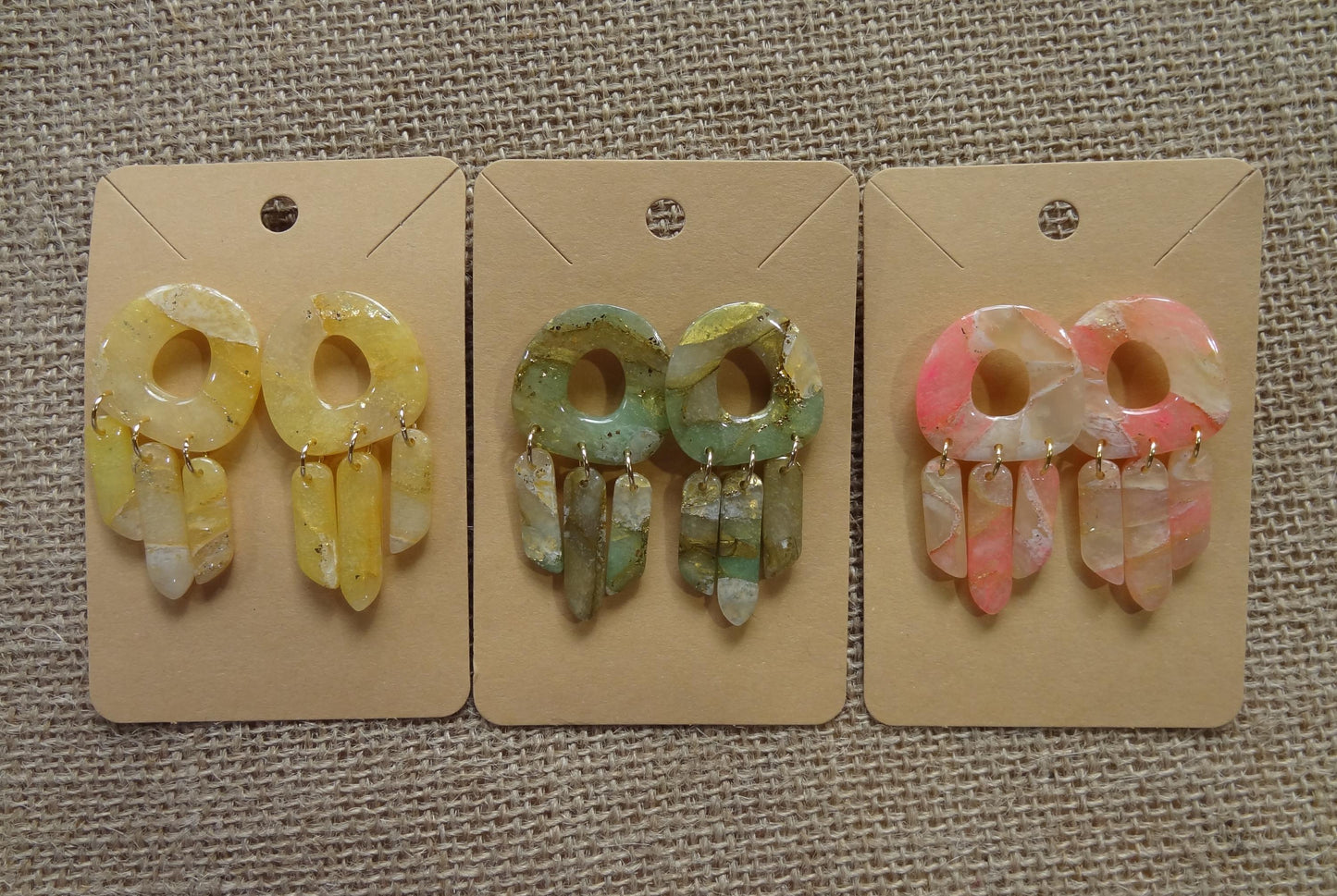 Boucles d'oreilles en argile polymère Pierres de Renaissance modèle Médusa