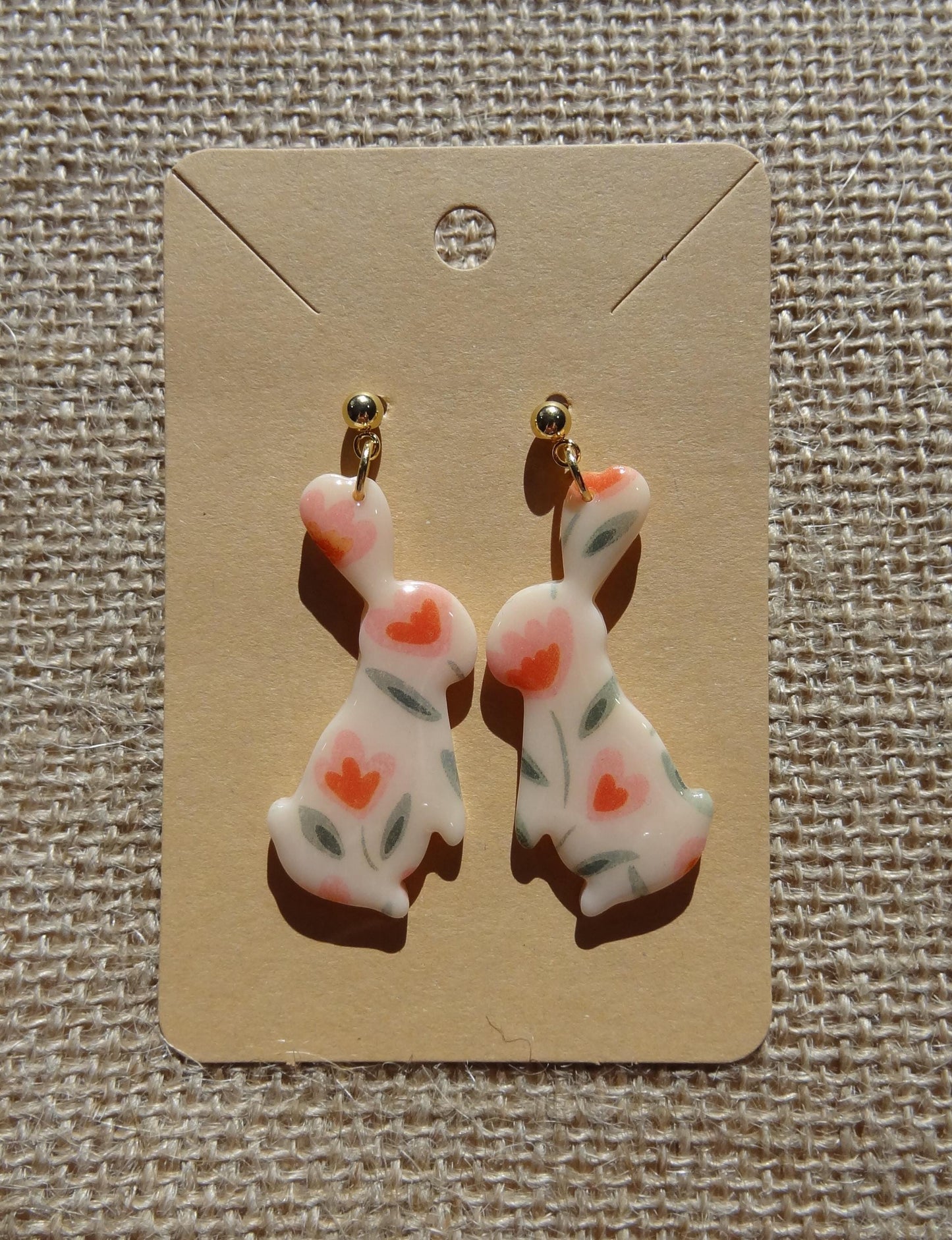 Boucles d'oreilles en argile polymère collection "Rêverie", modèle "Un amour de tulipe".