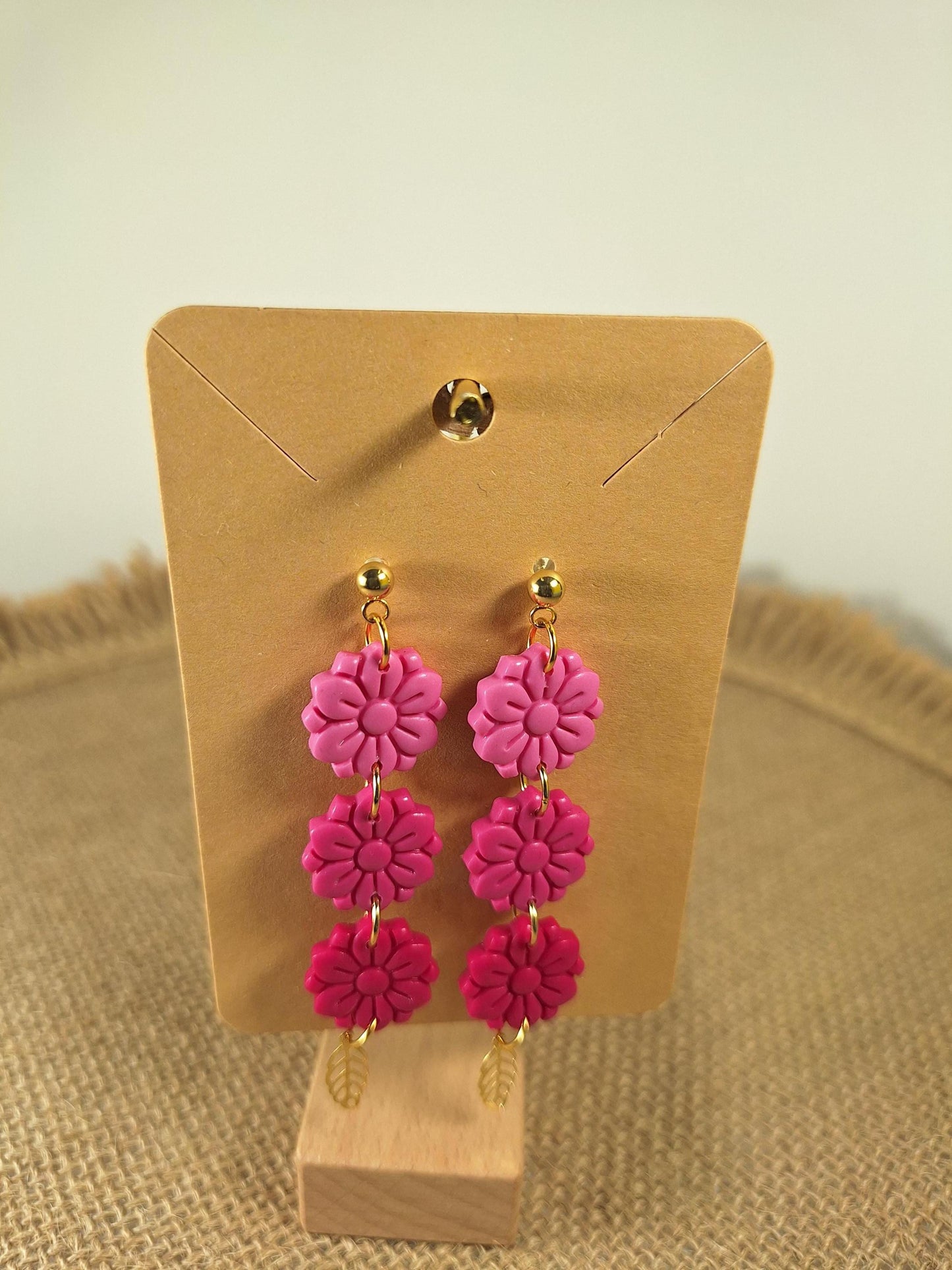 Boucles d'oreilles en argile polymère collection "Dans mon Jardin", modèle "Cascade de fleurs".