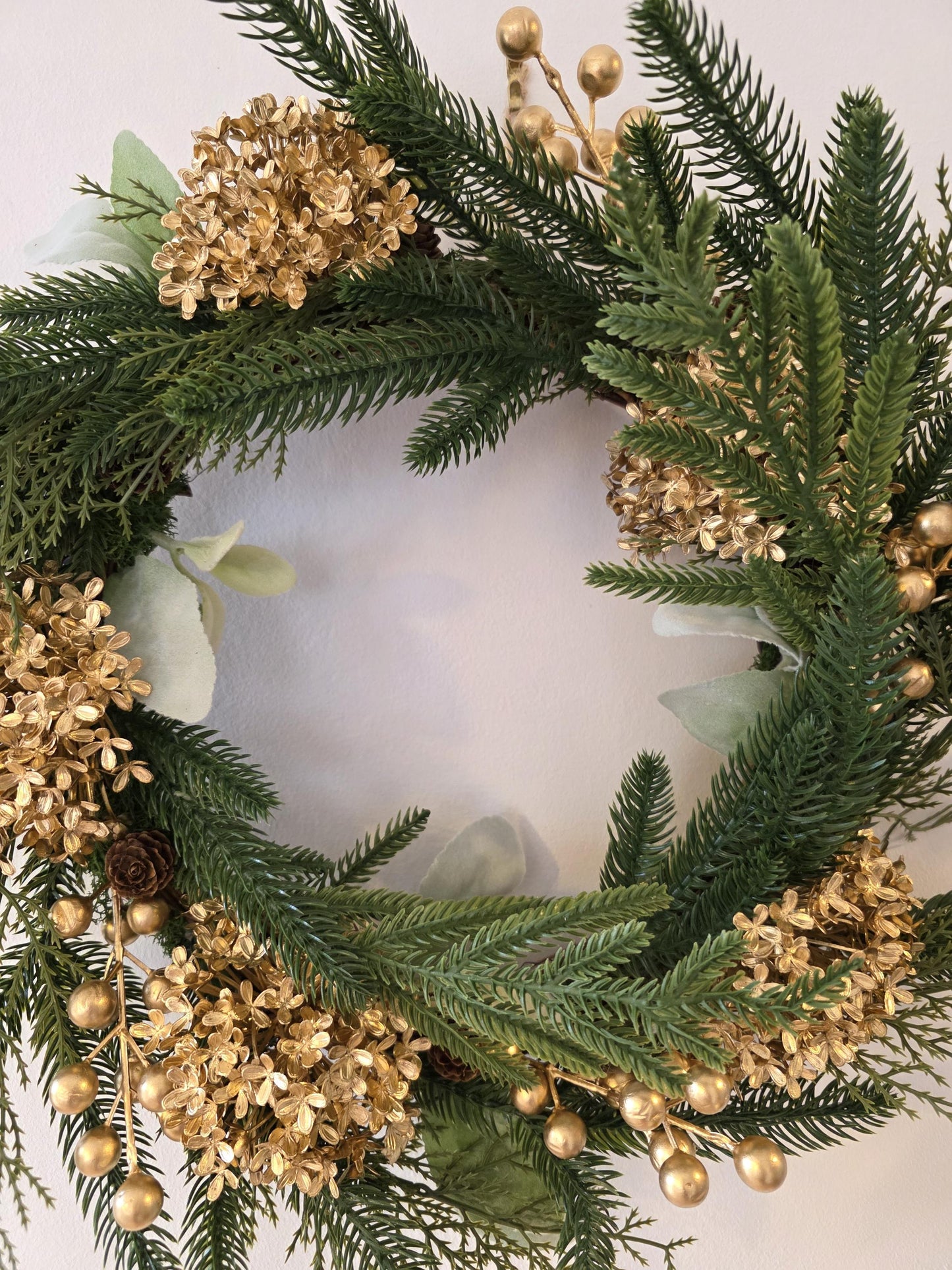 Hortense – Couronne de Noël artisanale unique