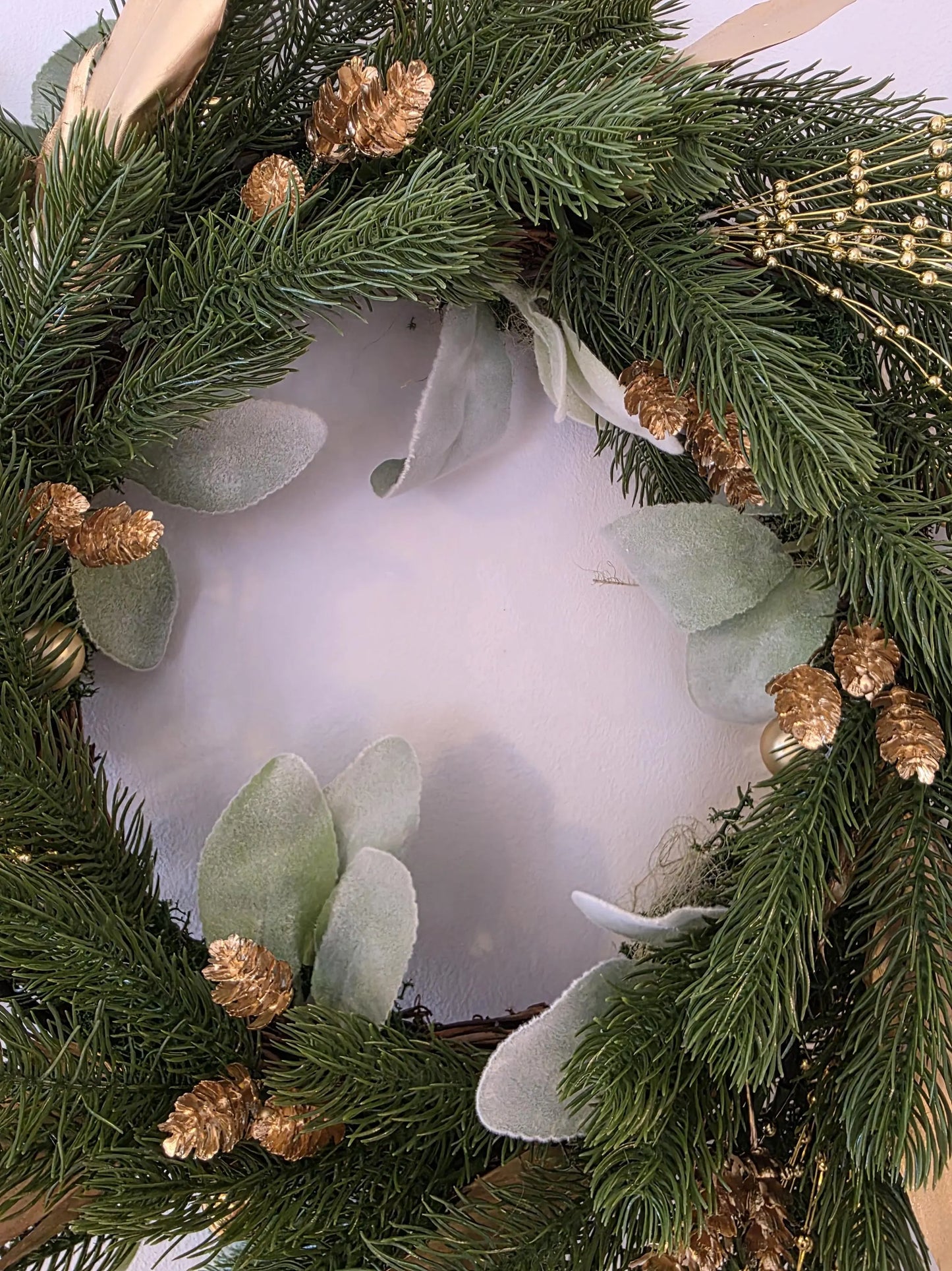 Golden – Couronne de Noël artisanale unique
