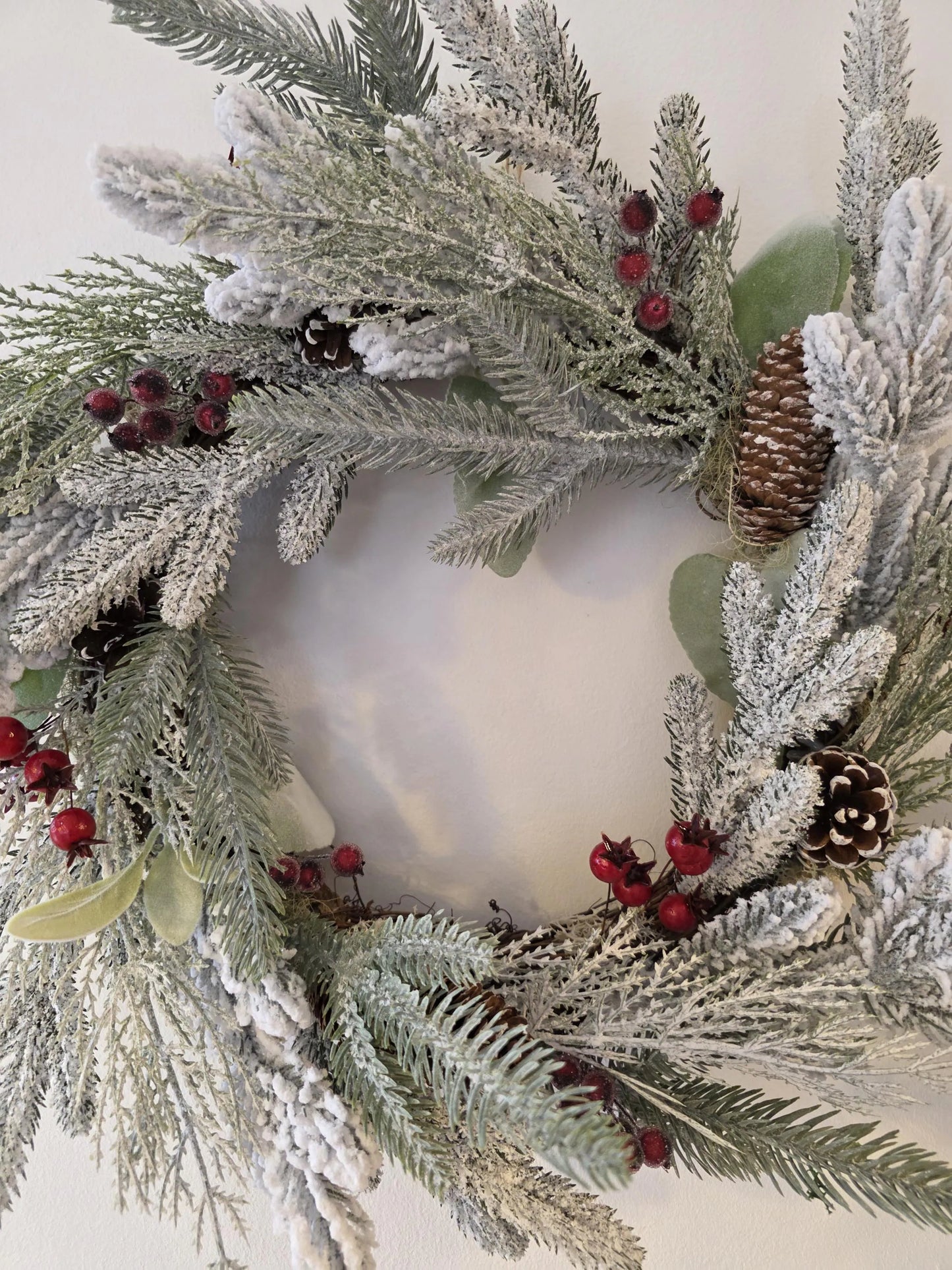 La Givrée – Couronne de Noël artisanale unique